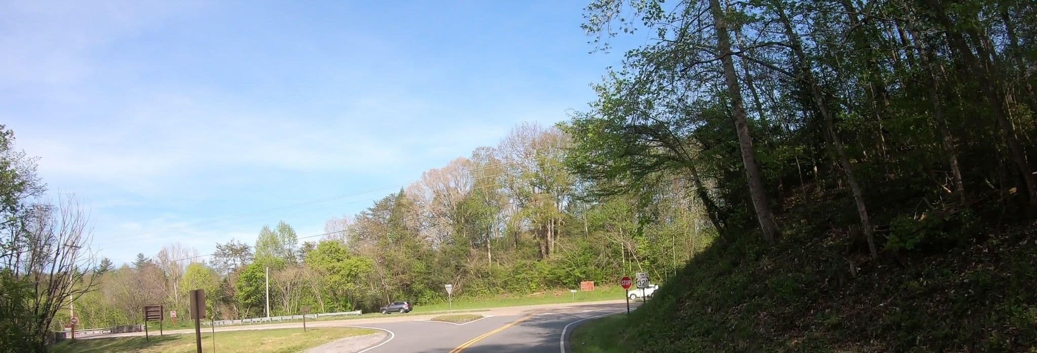 Street view near Oak Cottage, Eagleton Village — © networklanman (CC BY-SA · Mapillary)
