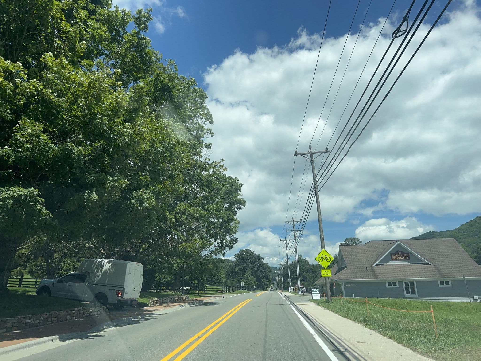 Street view near Diamond Creek Cabin, Banner Elk — © AmericanMapper (CC BY-SA · Mapillary)