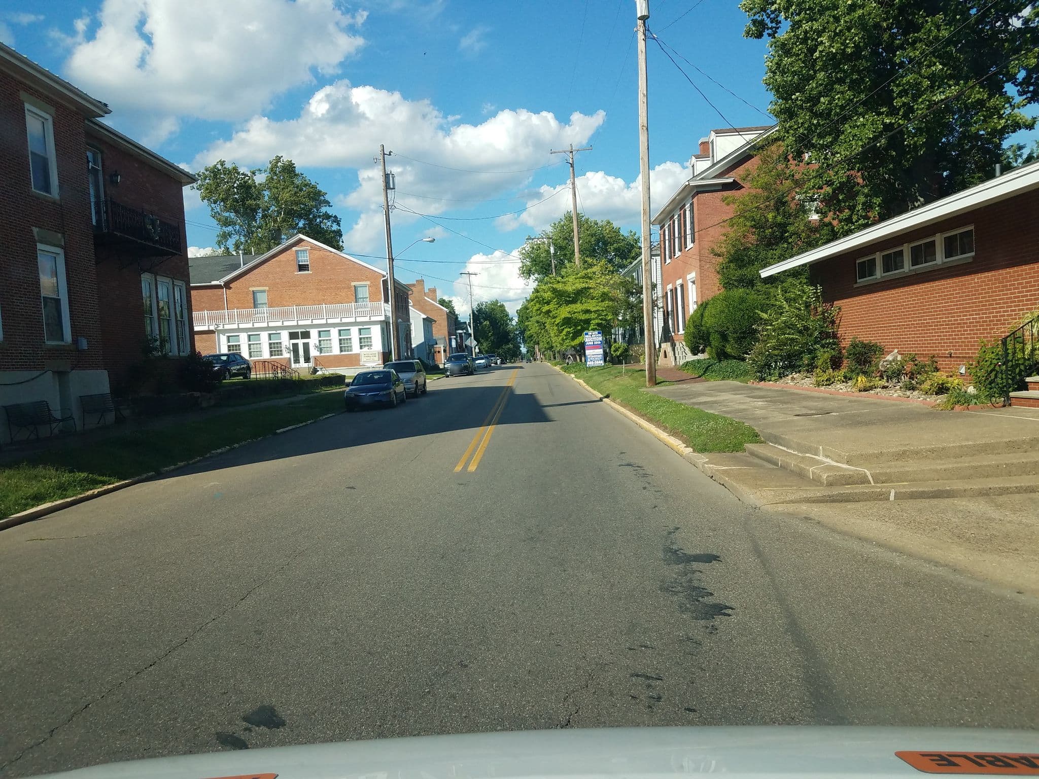 Street view near Super 8 Motel, Gallipolis — © jbthemilker (CC BY-SA · Mapillary)