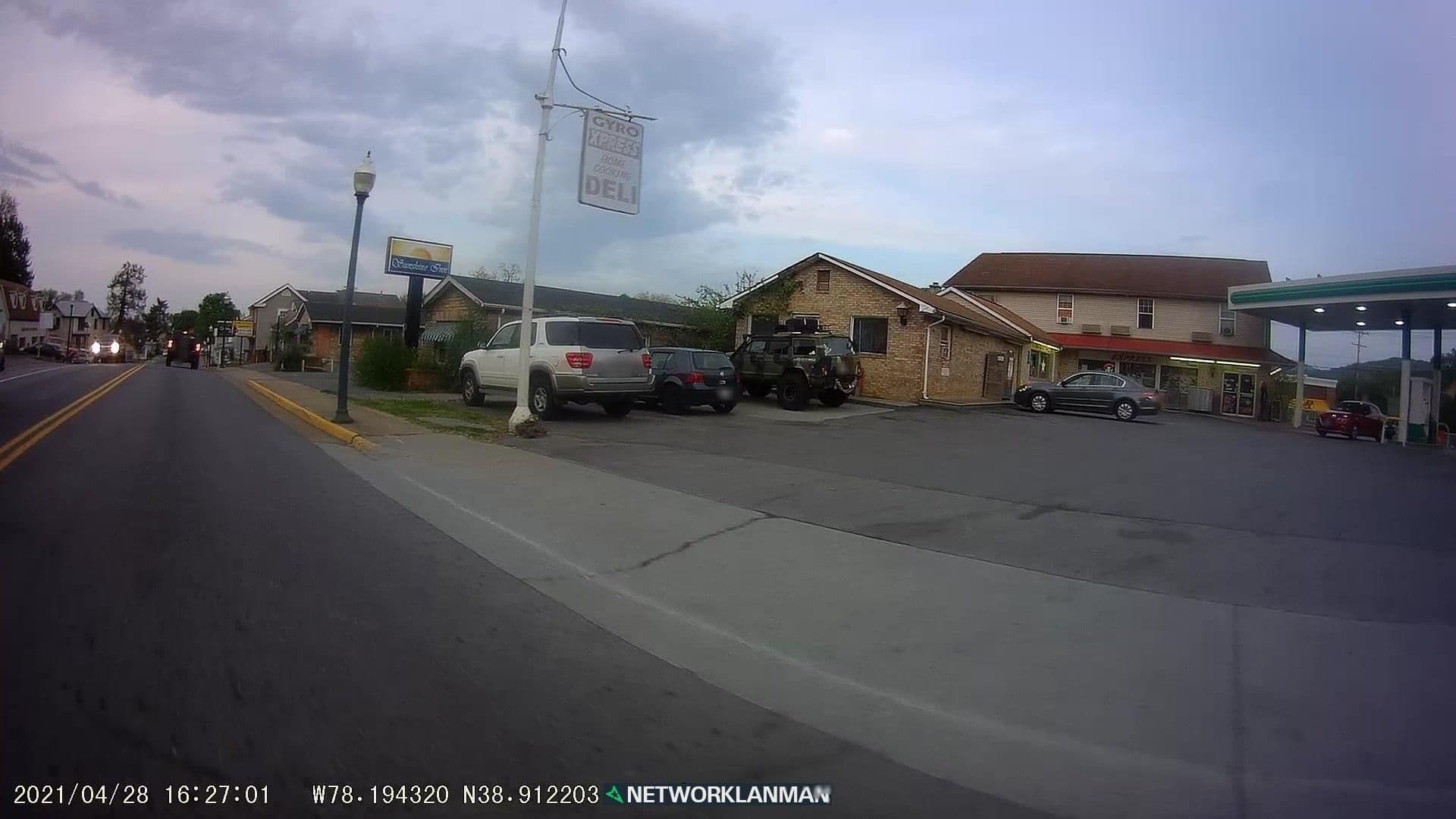 Street view near City Center Motel, Front Royal — © networklanman (CC BY-SA · Mapillary)