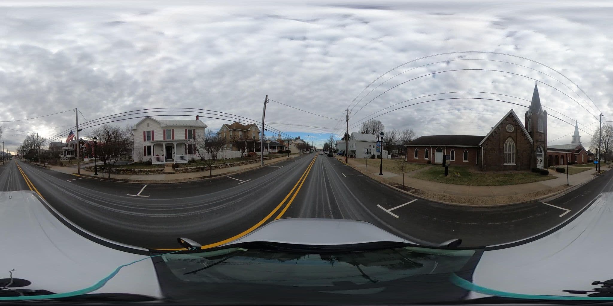 Street view near Apple Blossom Inn, New Market — © yadmassu (CC BY-SA · Mapillary)