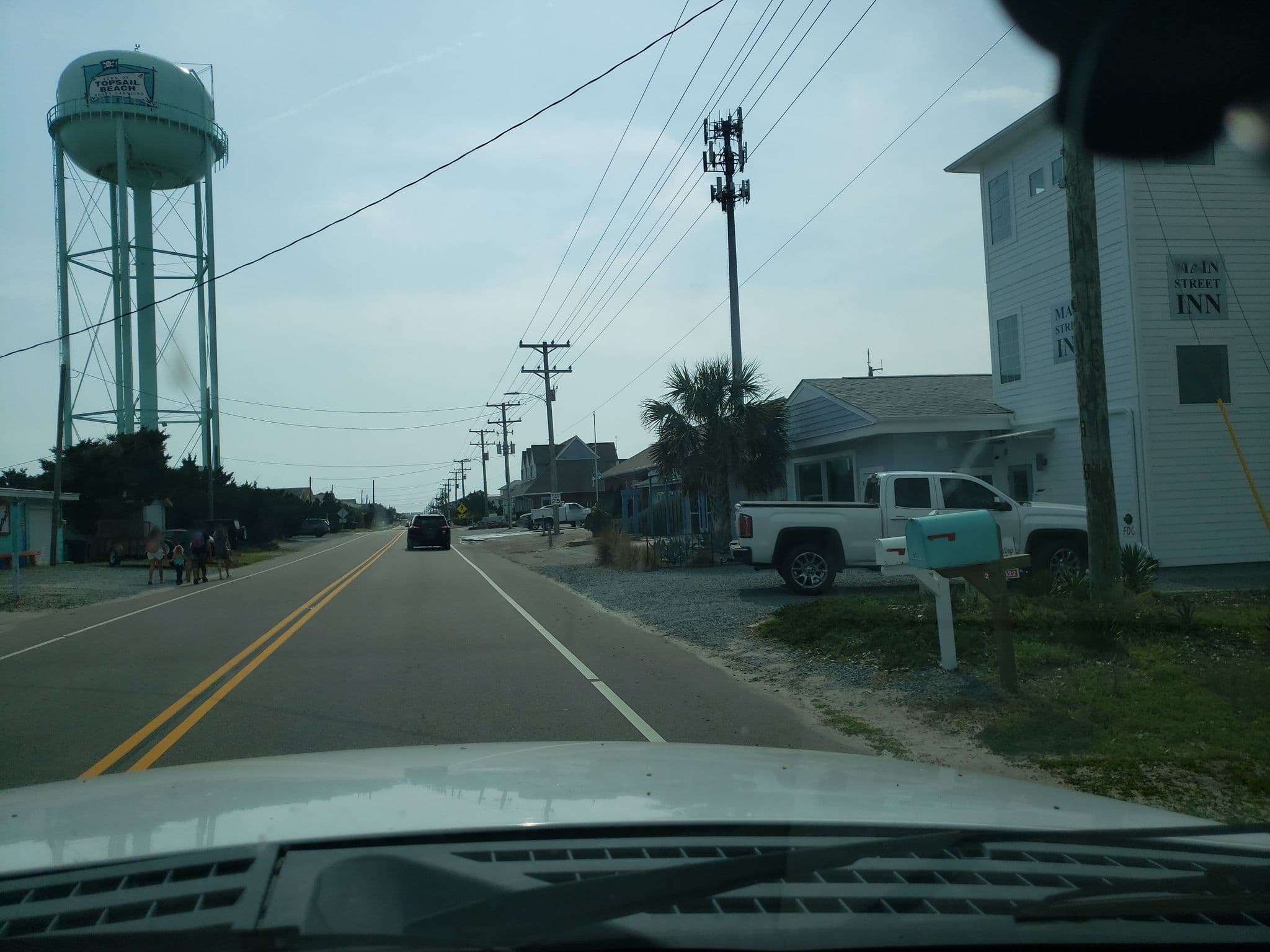 Street view near Main Street Inn, Surf City — © guyutetube (CC BY-SA · Mapillary)