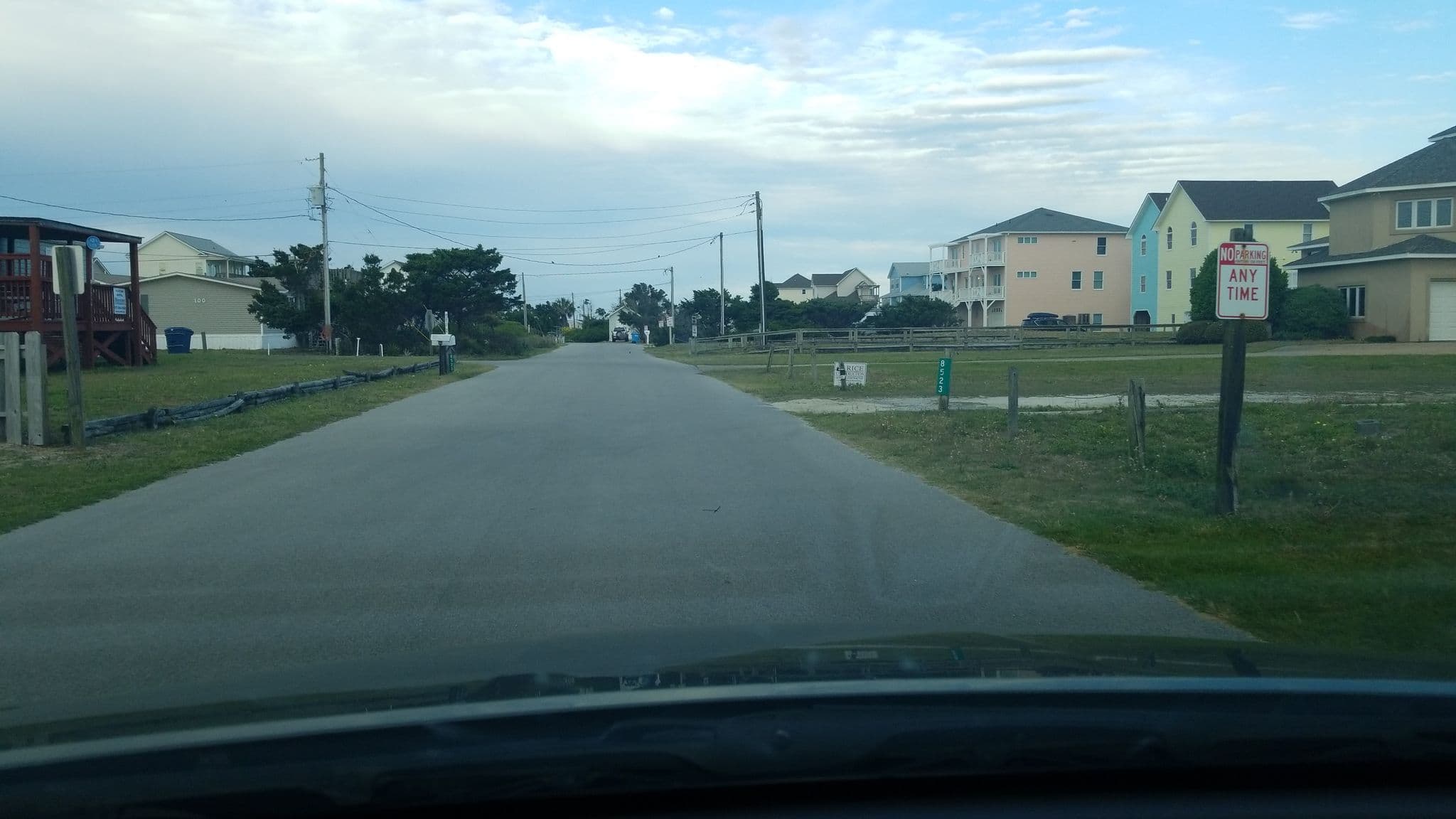 Street view near Emerald Sm'Isle, Cape Carteret — © DrivingRoundTown (CC BY-SA · Mapillary)