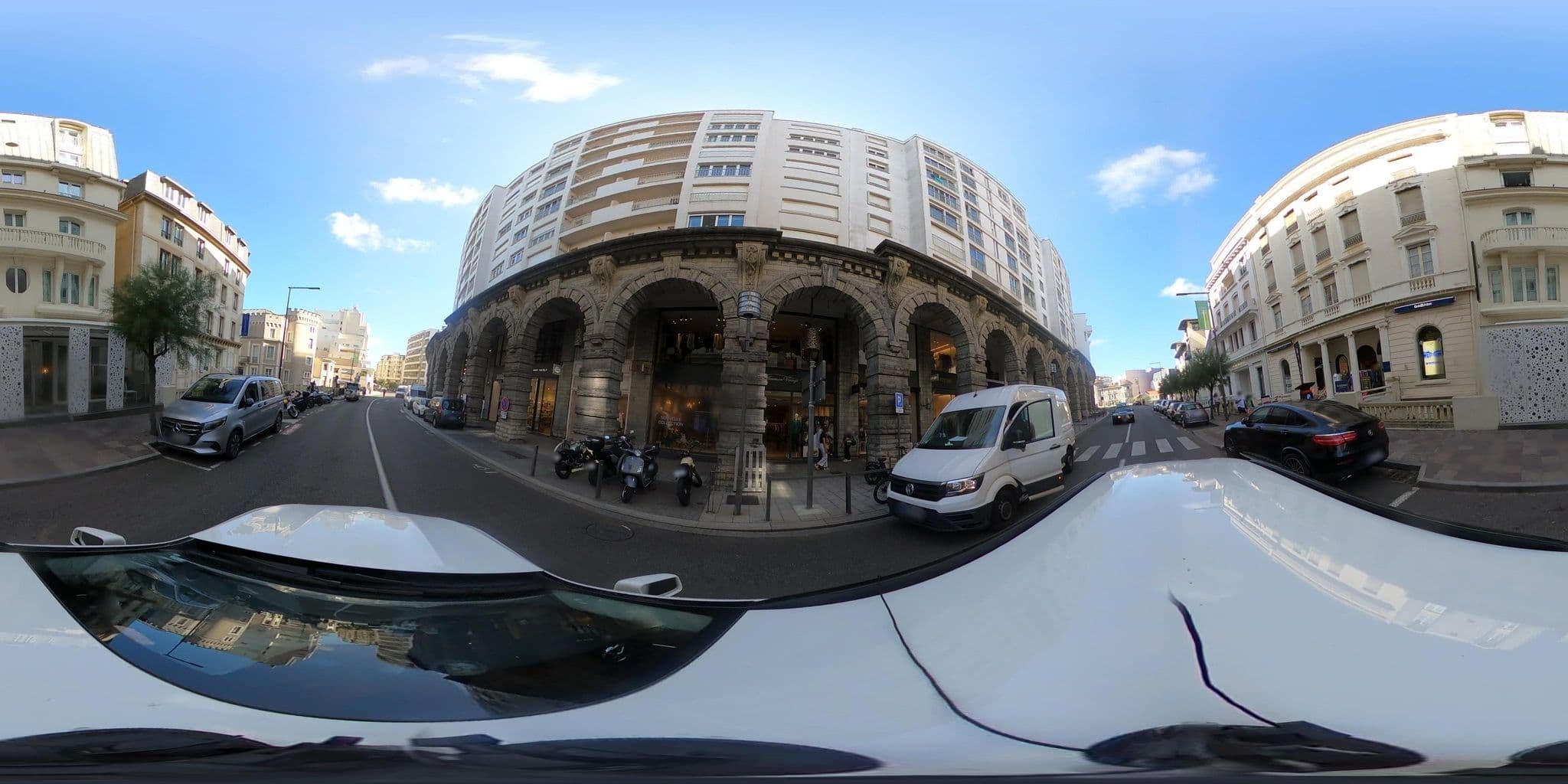 Street view near Windsor, Biarritz — © sanjorgepinho (CC BY-SA · Mapillary)