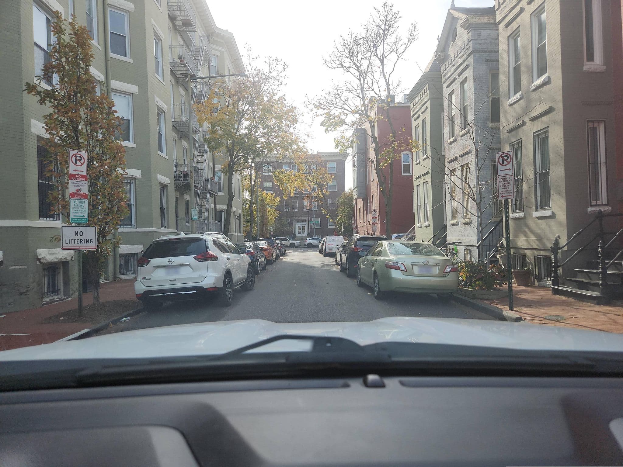 Street view near Villa Bridyla, Shaw — © dcdpw_haroldd (CC BY-SA · Mapillary)