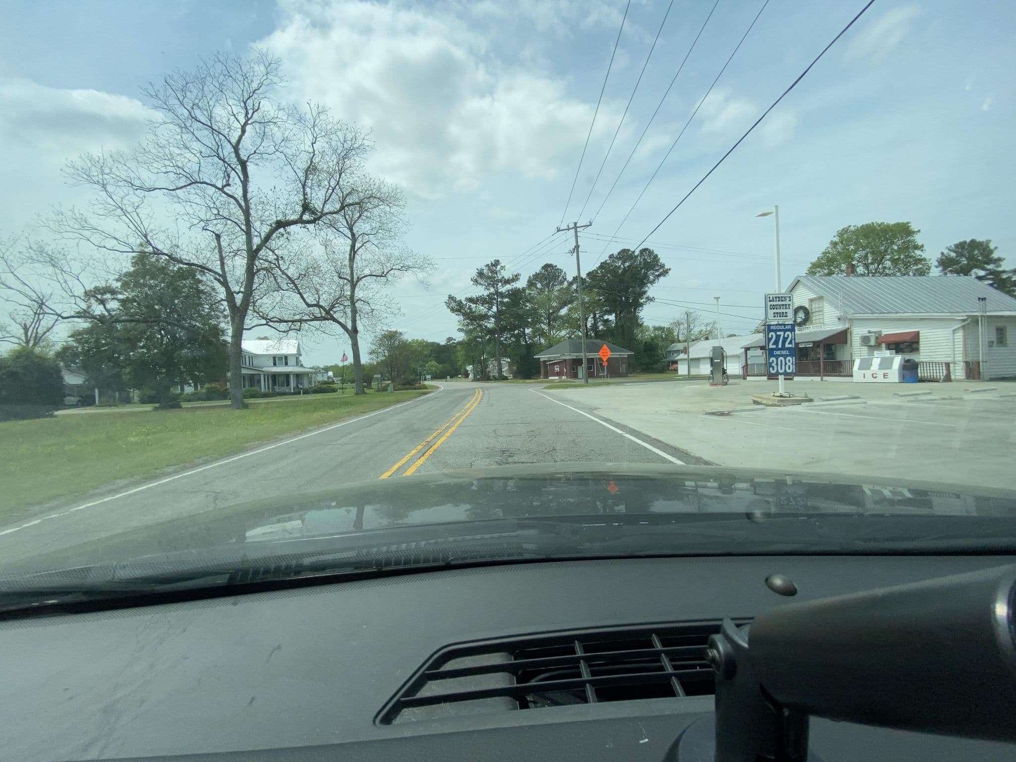 Street view near The Pinewood Guesthouse, Hertford — © TSWindustries (CC BY-SA · Mapillary)