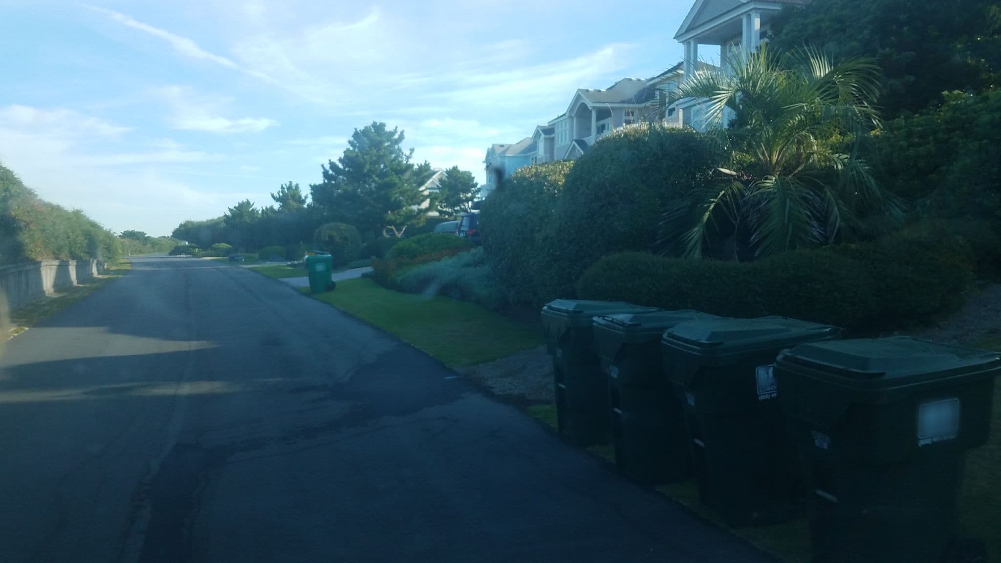 Street view near The Grand Bohemian, Southern Shores — © jbthemilker (CC BY-SA · Mapillary)