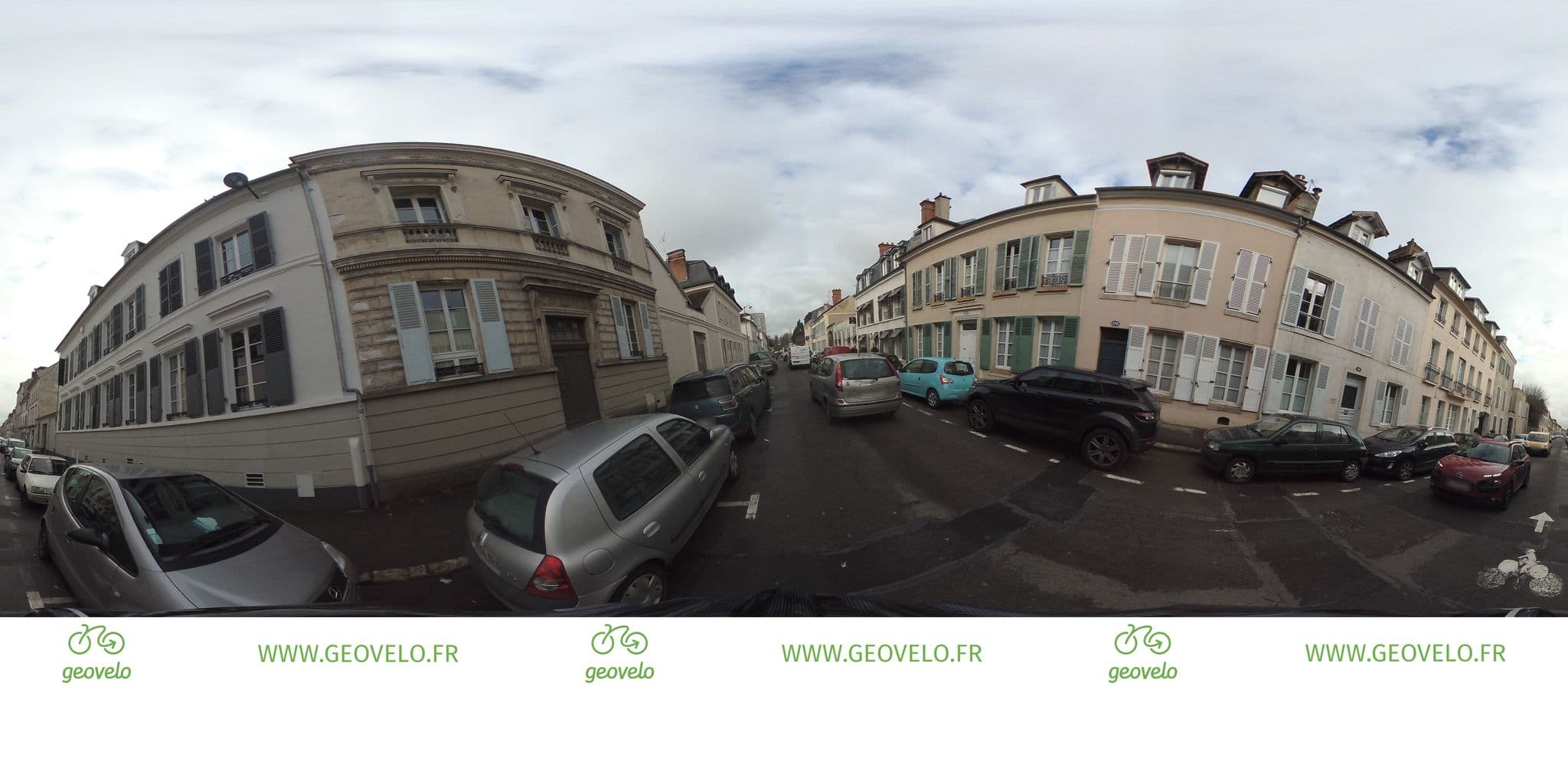 Street view near Hôtel Victoria, Fontainebleau — © simon_geovelo (CC BY-SA · Mapillary)