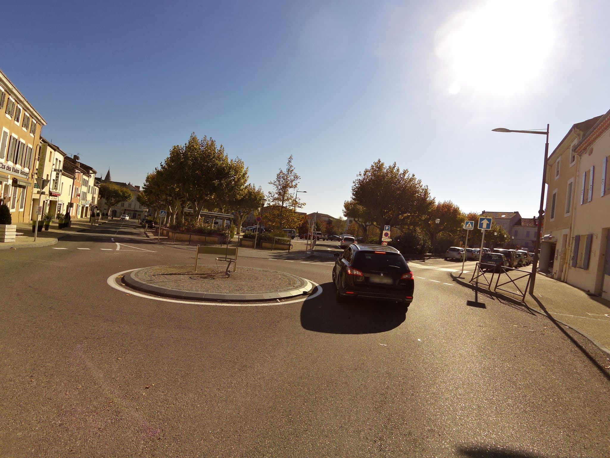 Street view near Le Clos des Oliviers, Bourg-Saint-Andéol — © zors1843 (CC BY-SA · Mapillary)