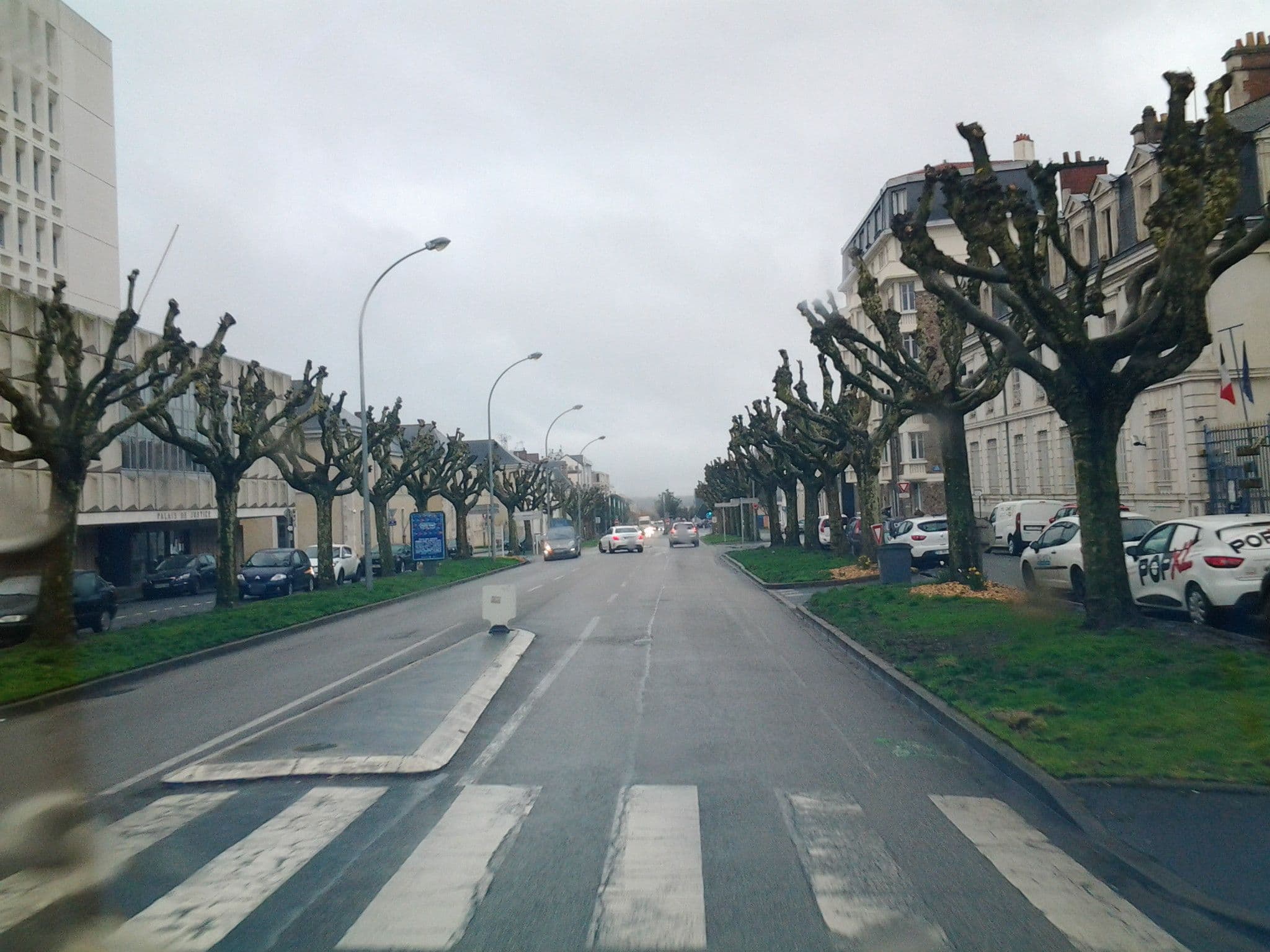 Street view near Hôtel Napoléon, La Roche-sur-Yon — © aile85 (CC BY-SA · Mapillary)