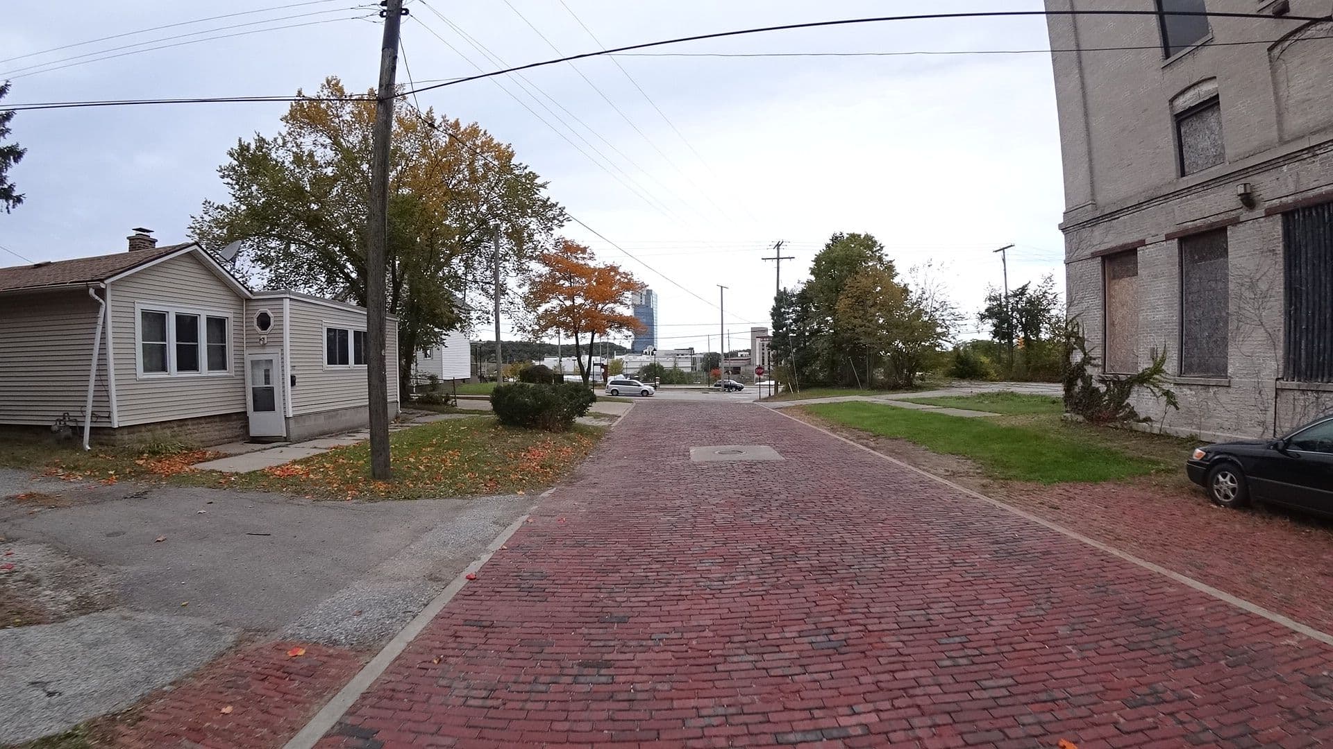 Street view near Cottage Connections, Michigan City — © mbobcek (CC BY-SA · Mapillary)