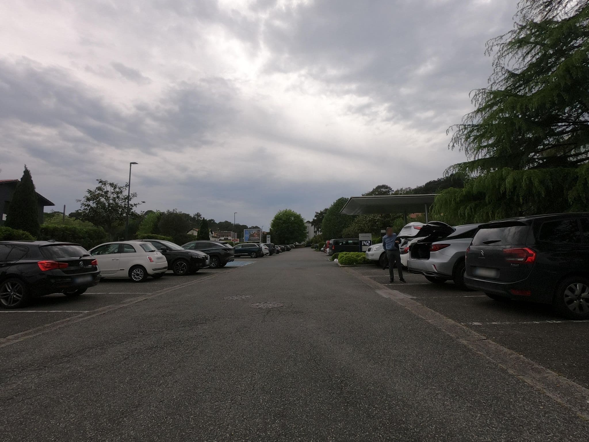 Street view near Novotel Biarritz Anglet Aéroport, Anglet — © txominh (CC BY-SA · Mapillary)