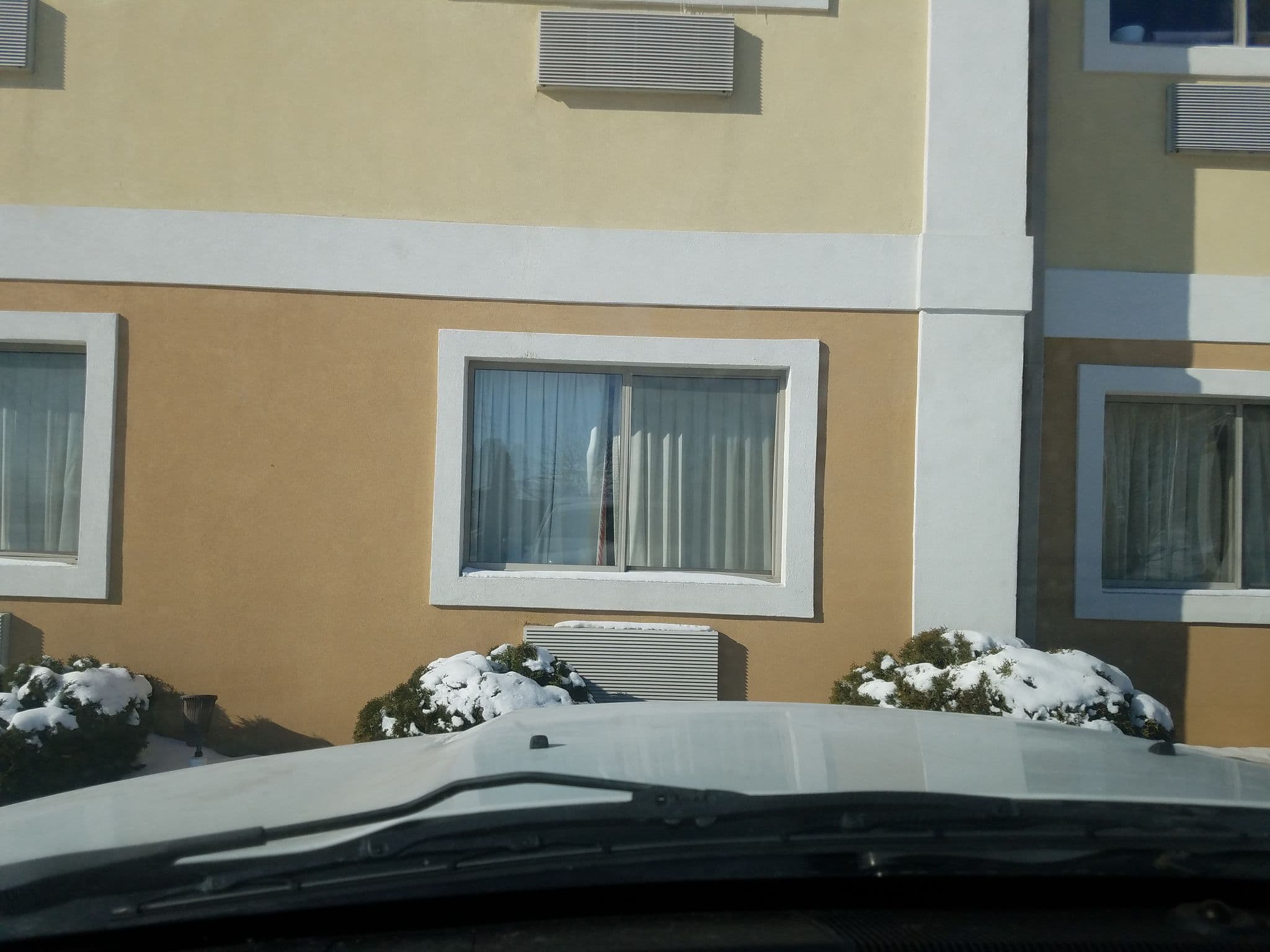 Street view near Rodeway Inn, Kendallville — © roadtechie (CC BY-SA · Mapillary)