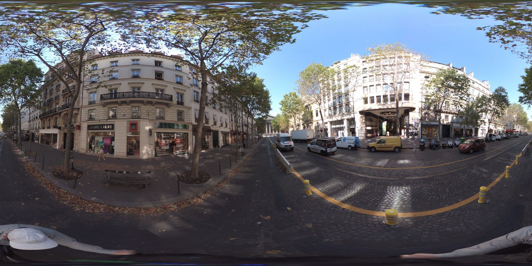 Street view near Masséna, Paris 08 Élysée