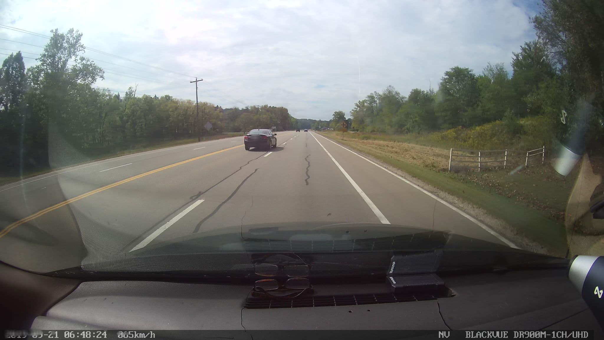 Street view near Headley Inn & Winery & Vineyard, Zanesville — © jbthemilker (CC BY-SA · Mapillary)