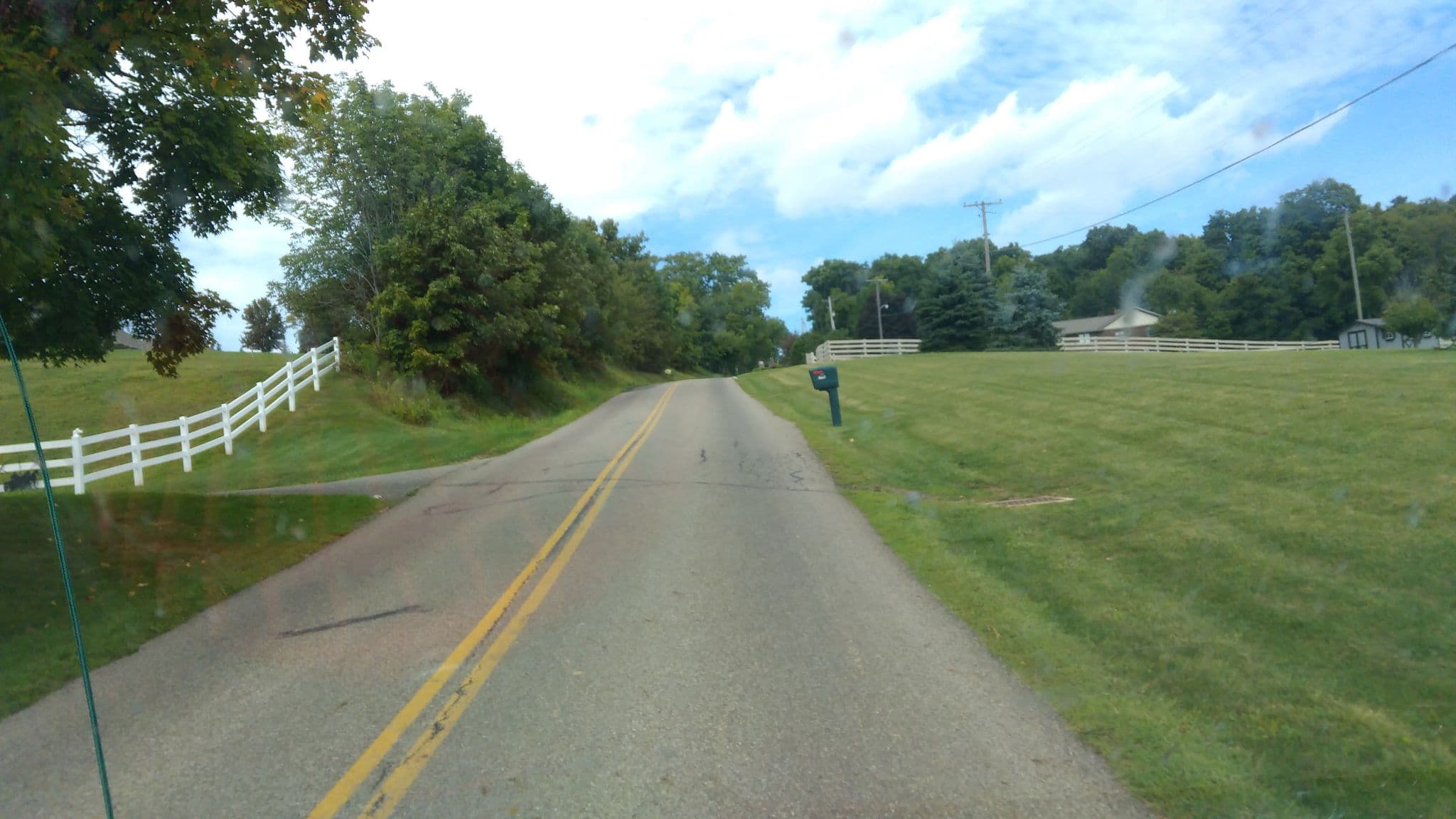 Street view near Amish Country Cabins, Millersburg — © jbthemilker (CC BY-SA · Mapillary)