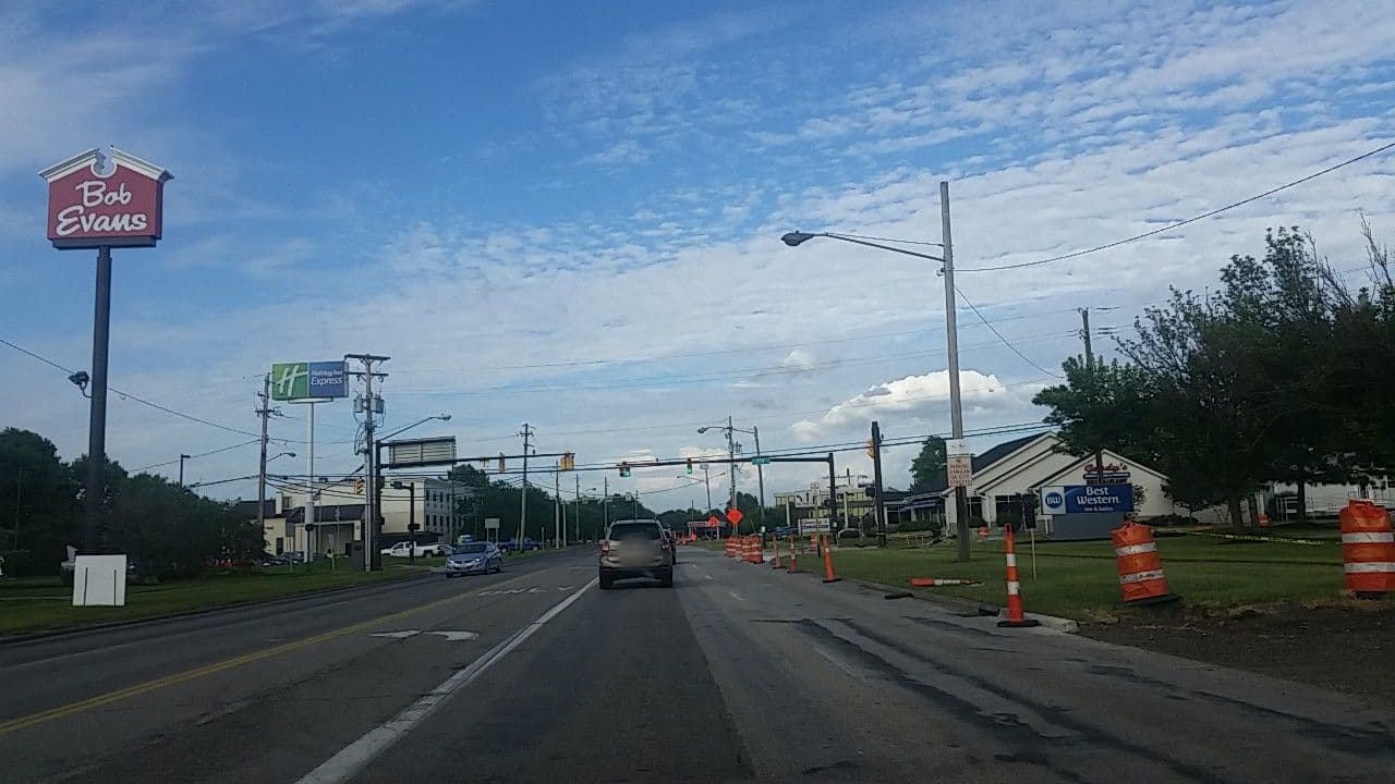 Street view near Pool At Best Western, Brook Park — © skorasaurus (CC BY-SA · Mapillary)