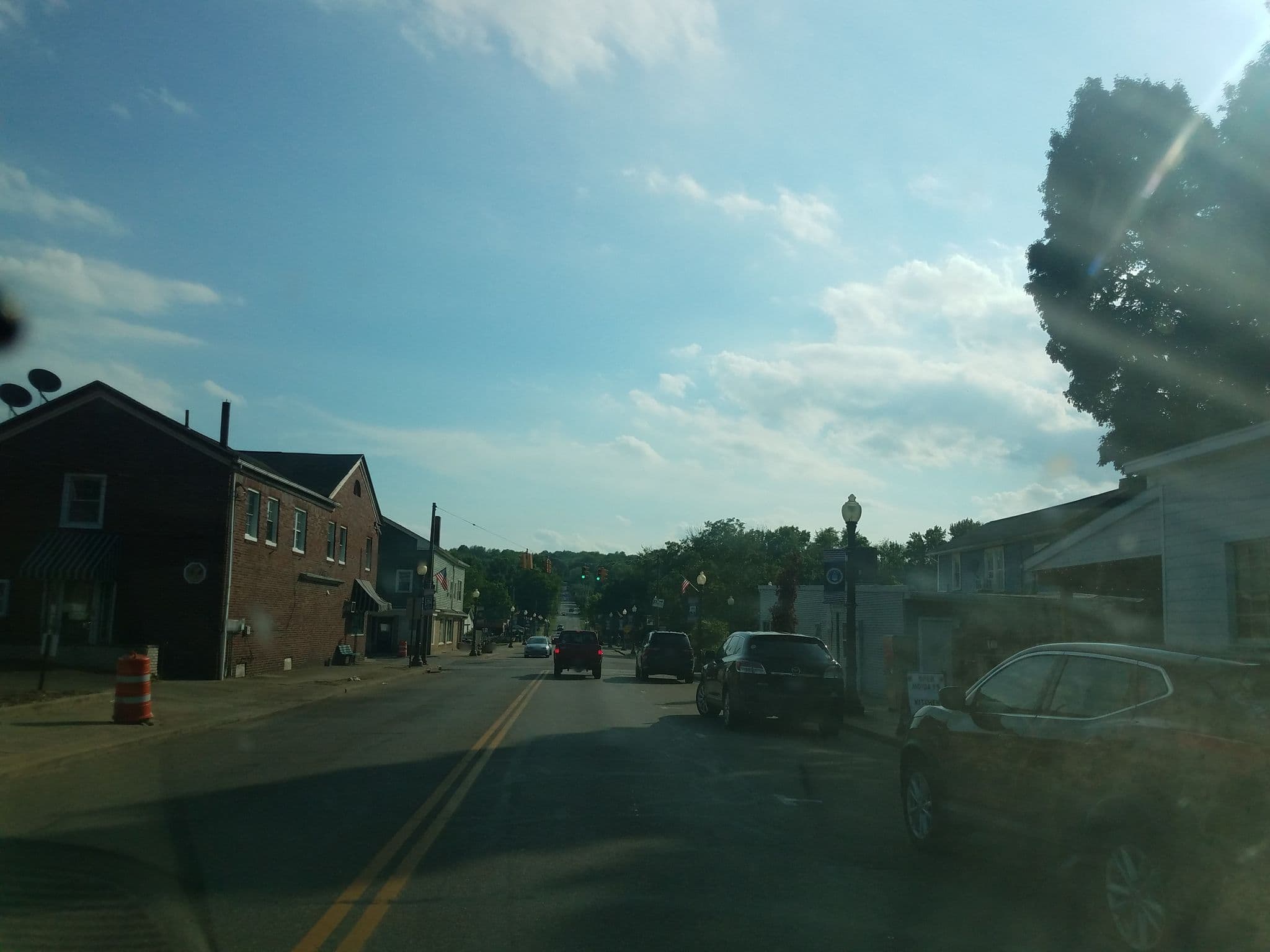 Street view near Canal House, Canal Fulton — © jbthemilker (CC BY-SA · Mapillary)