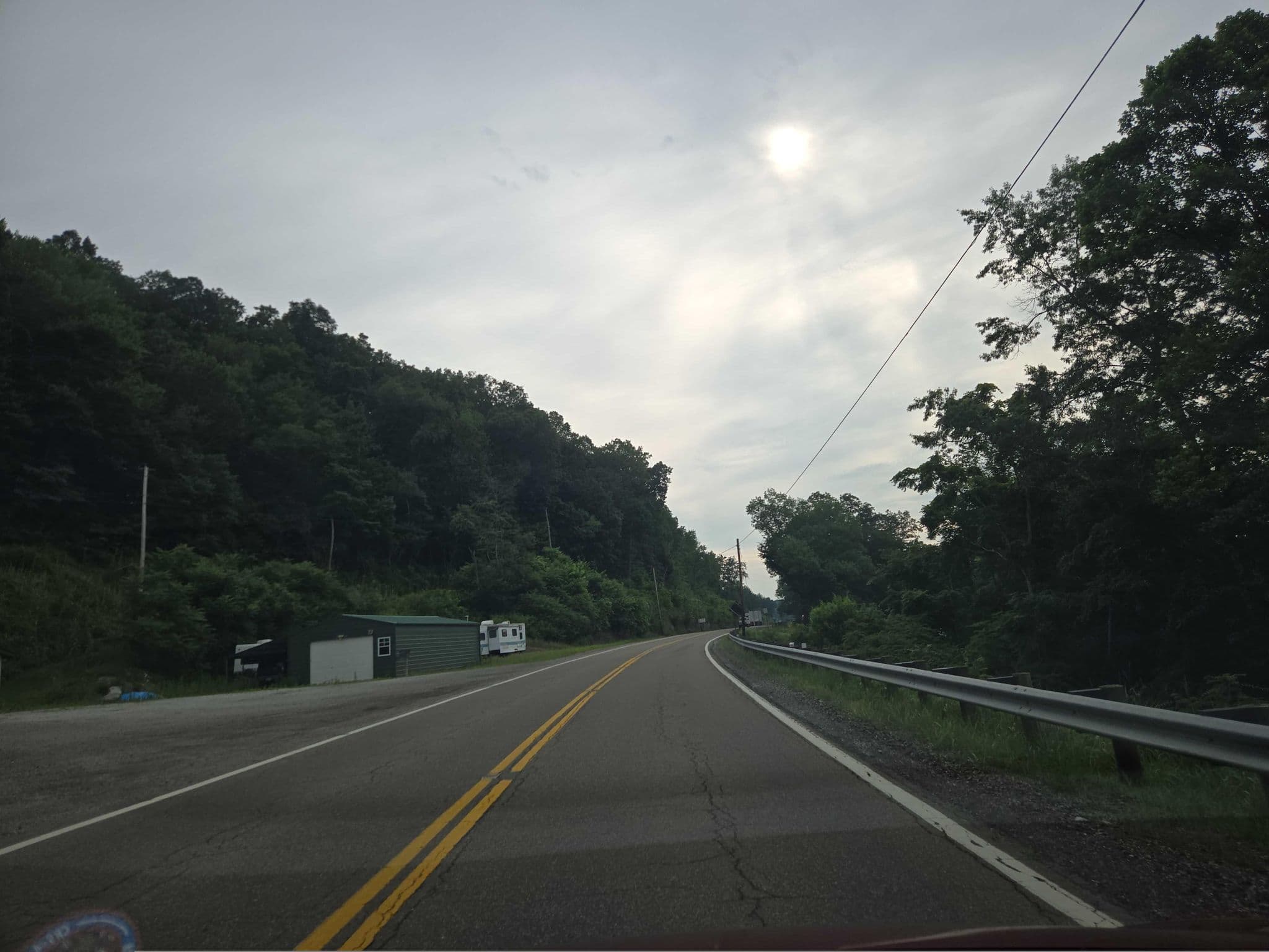 Street view near Lake Piedmont Inn B & B, Cadiz — © Montrose_Lyle (CC BY-SA · Mapillary)