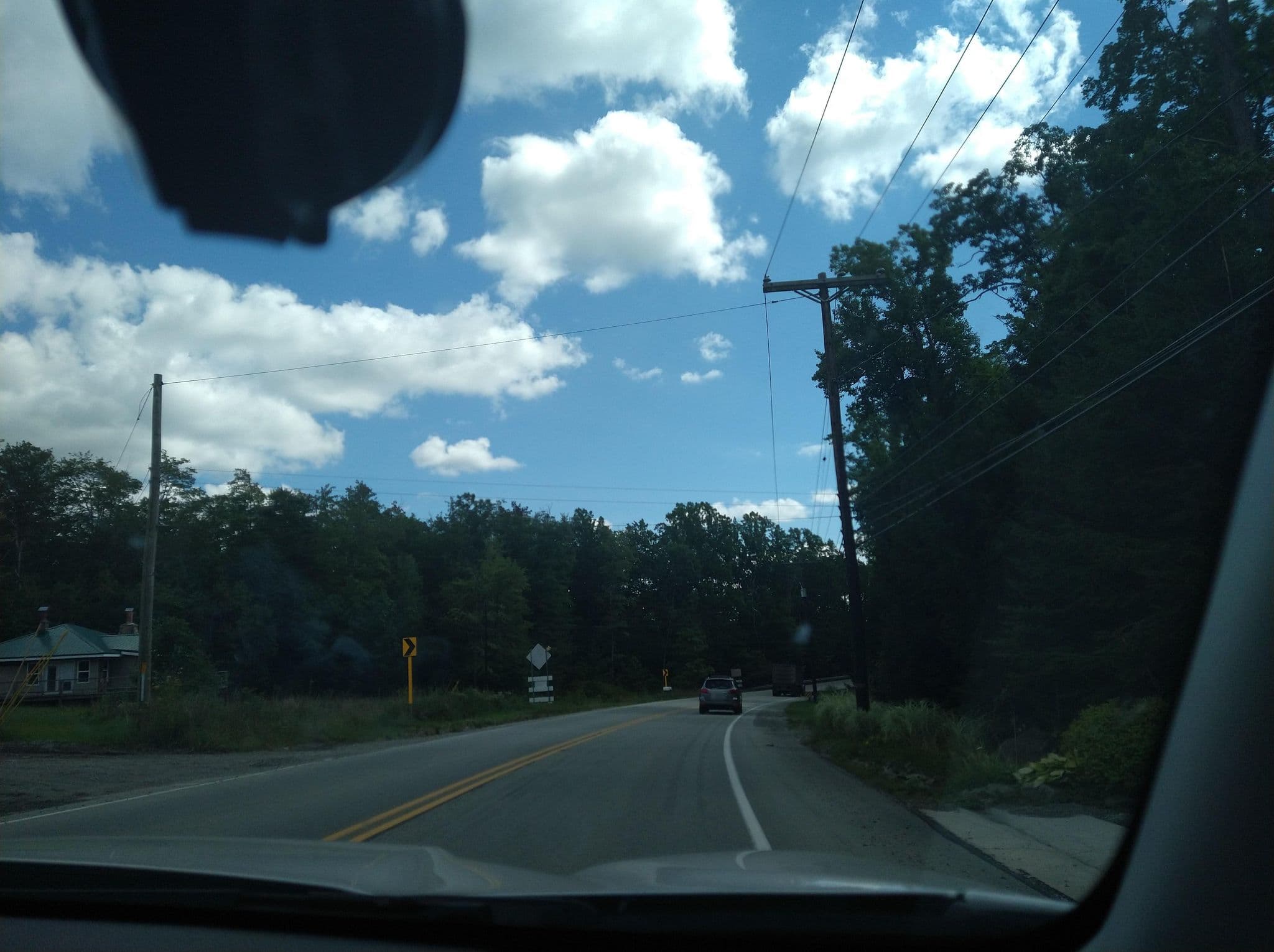 Street view near Sylvania Lodge, Friedens — © tmikesic (CC BY-SA · Mapillary)