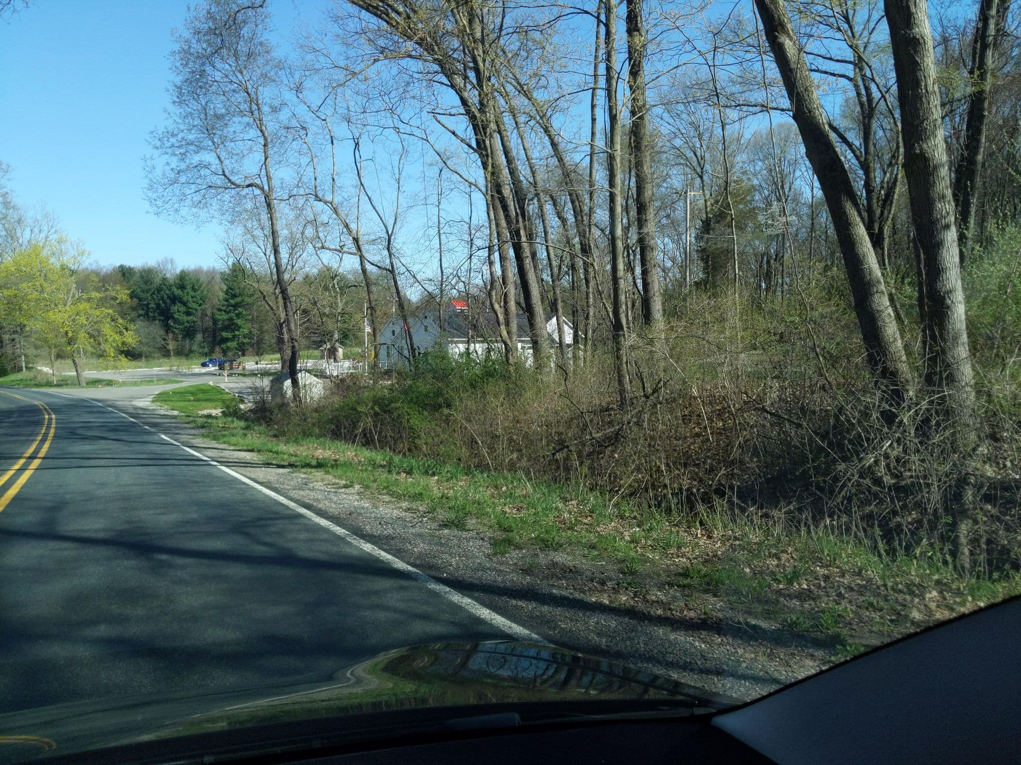 Street view near Lyndon Oaks Bed & Breakfast, Pinckney — © treestryder (CC BY-SA · Mapillary)