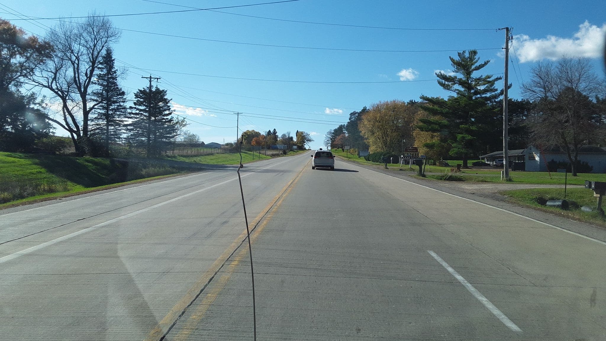 Street view near Copper Springs Crack Shack, Reedsburg — © jbthemilker (CC BY-SA · Mapillary)