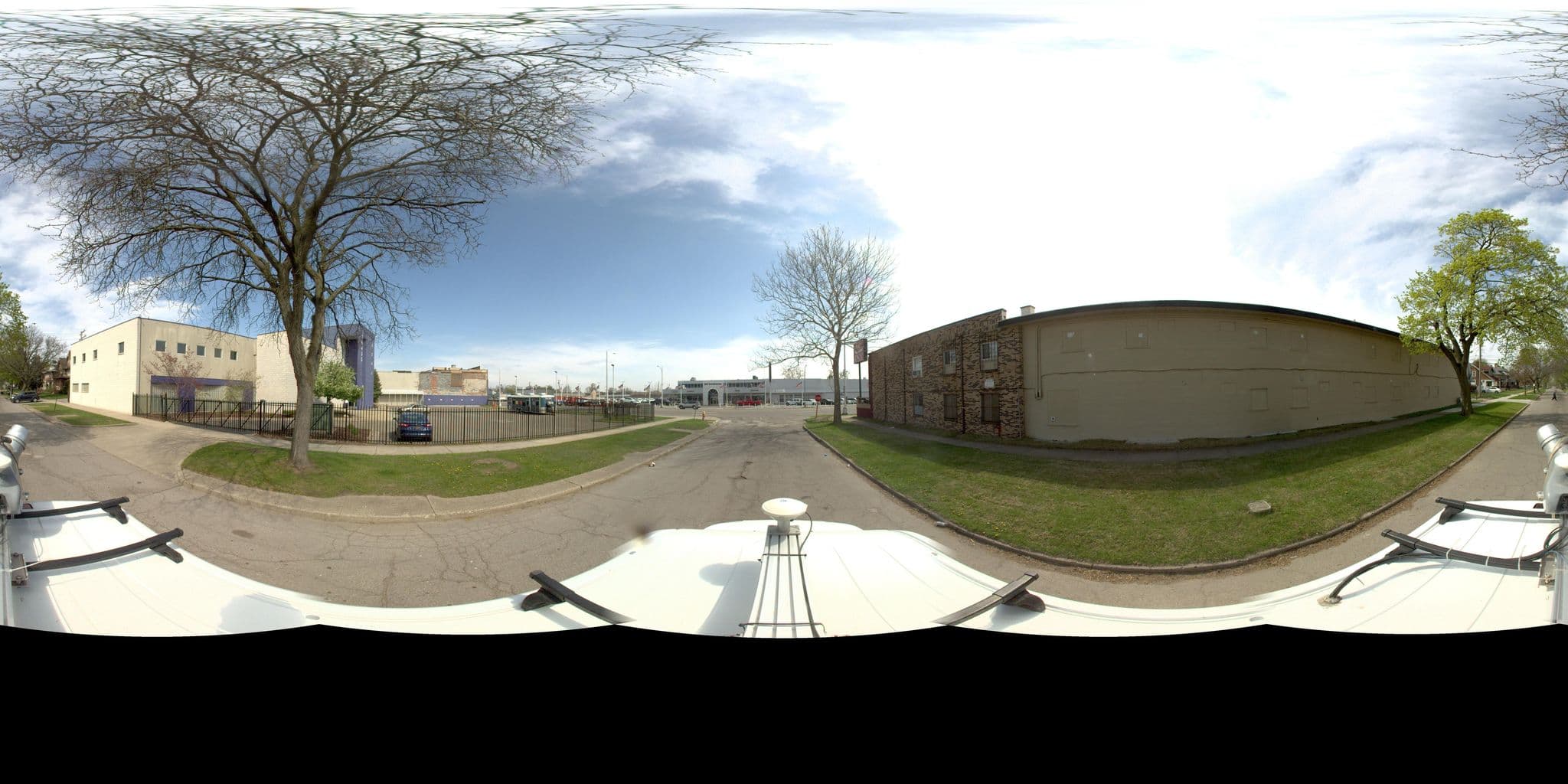 Street view near Woodward Inn, Hamtramck — © codgis (CC BY-SA · Mapillary)