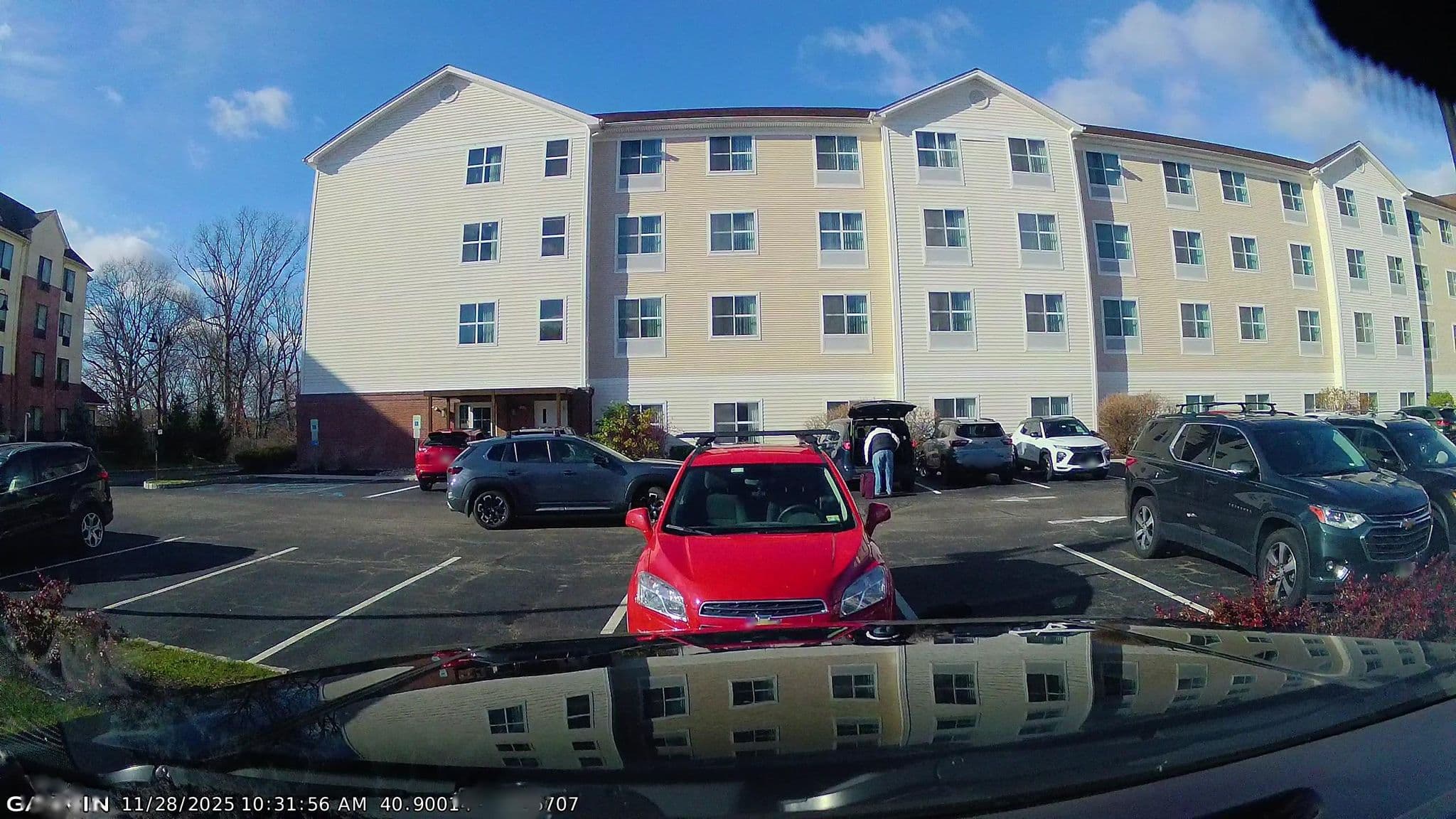 Street view near Breakfast Buffett@homewood Suits, Victory Gardens — © Lanka6359 (CC BY-SA · Mapillary)
