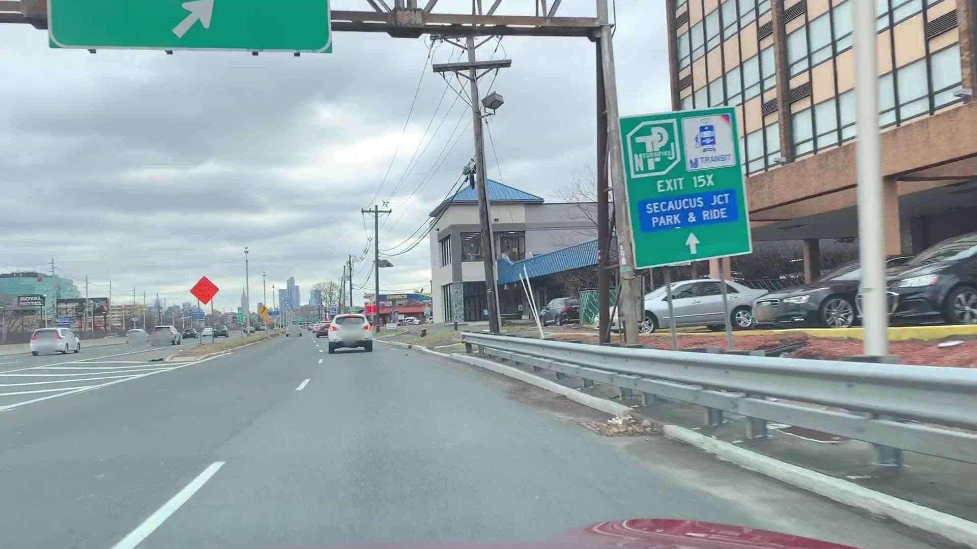 Street view near Rodeway Inn, Secaucus — © lvl5 (CC BY-SA · Mapillary)