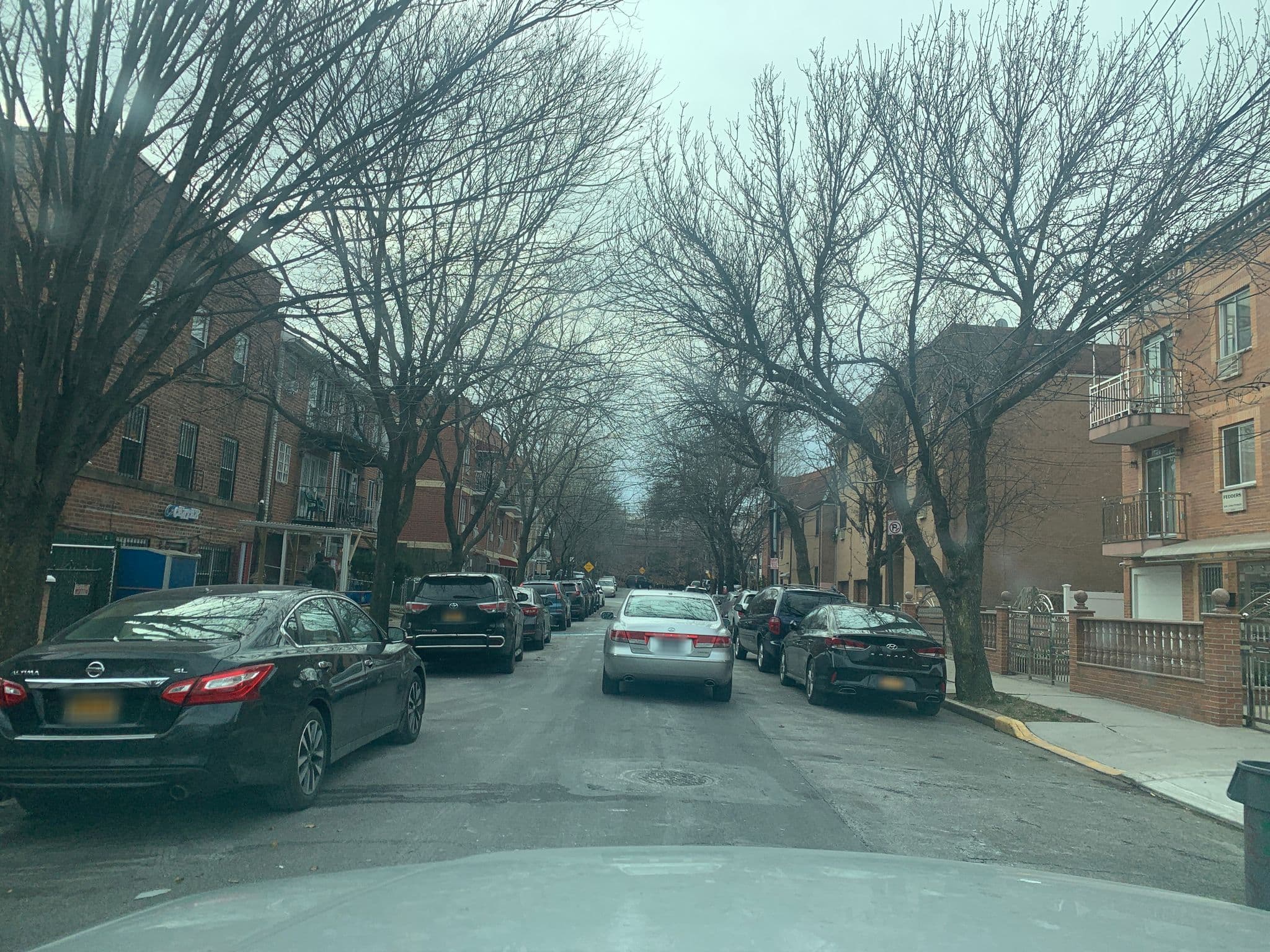 Street view near The Center Guest House, Elmhurst — © mballew109 (CC BY-SA · Mapillary)