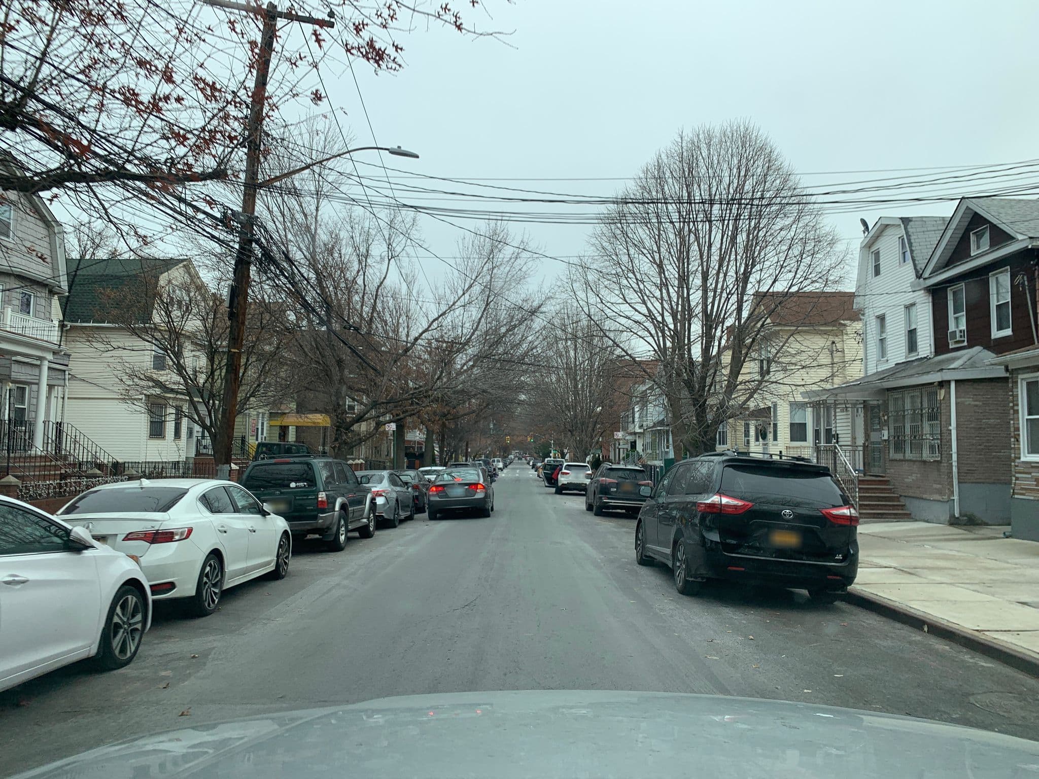 Street view near Elmhurst Lodge Inn, Elmhurst — © mballew109 (CC BY-SA · Mapillary)