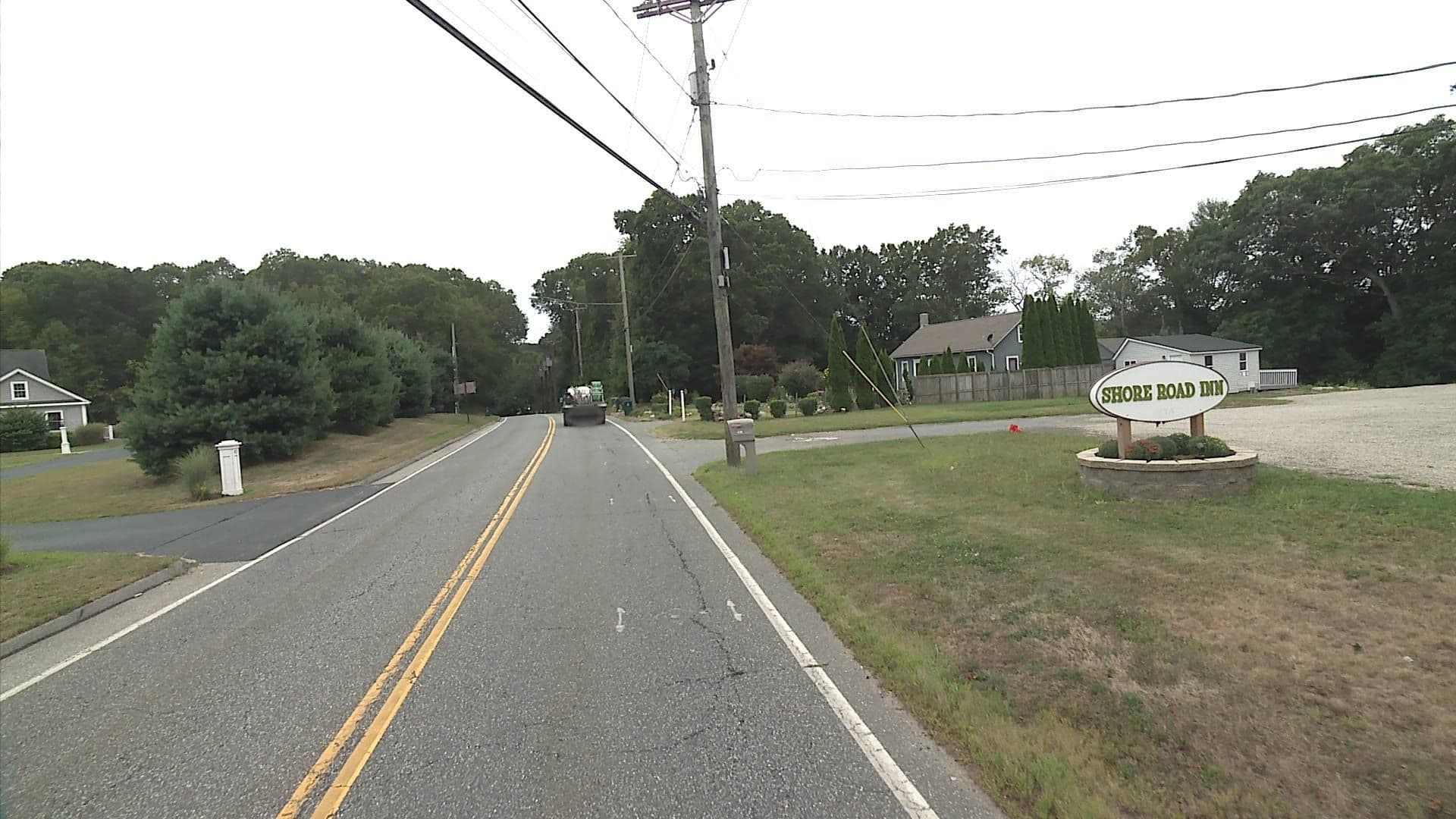 Street view near Shore Road Inn, Niantic — © ctphotologrow (CC BY-SA · Mapillary)