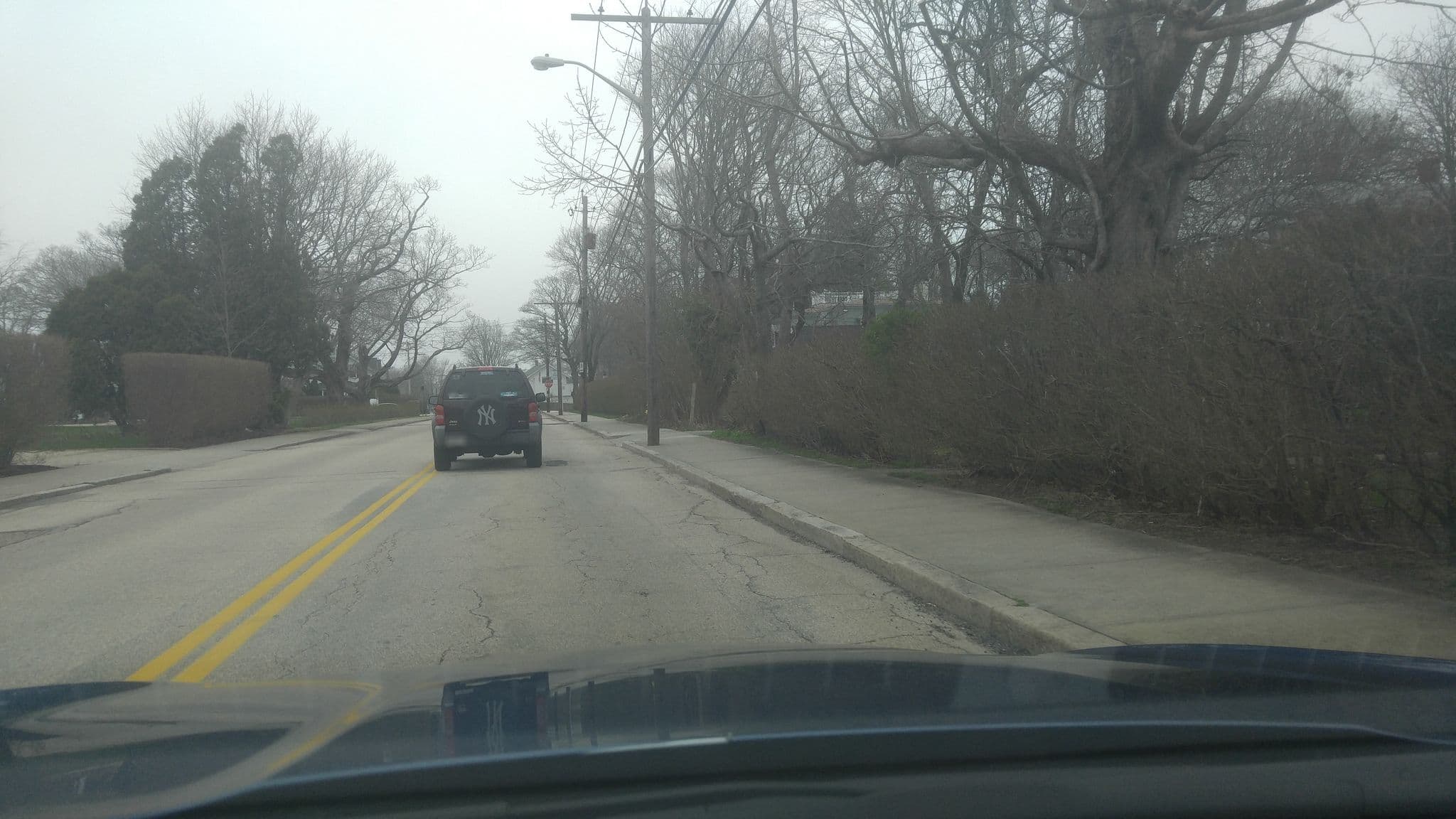 Street view near Seafield Cottage, Narragansett Pier — © azsr (CC BY-SA · Mapillary)