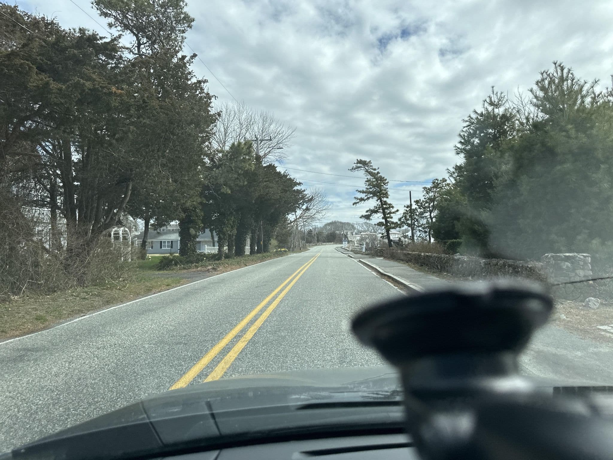 Street view near Allen Harbor Breeze Inn & Gardens, Harwich Port — © quickness805 (CC BY-SA · Mapillary)