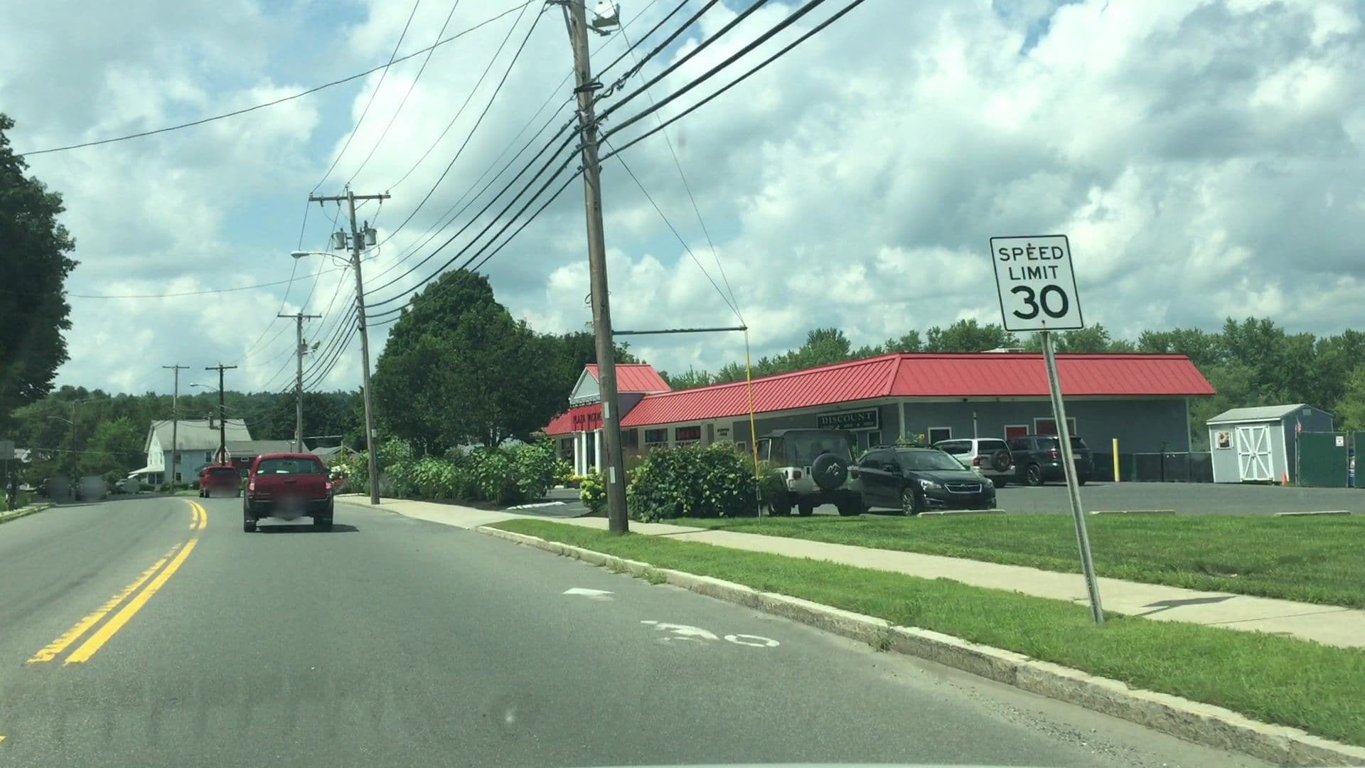 Street view near Gedney Farm, Great Barrington — © lvl5 (CC BY-SA · Mapillary)