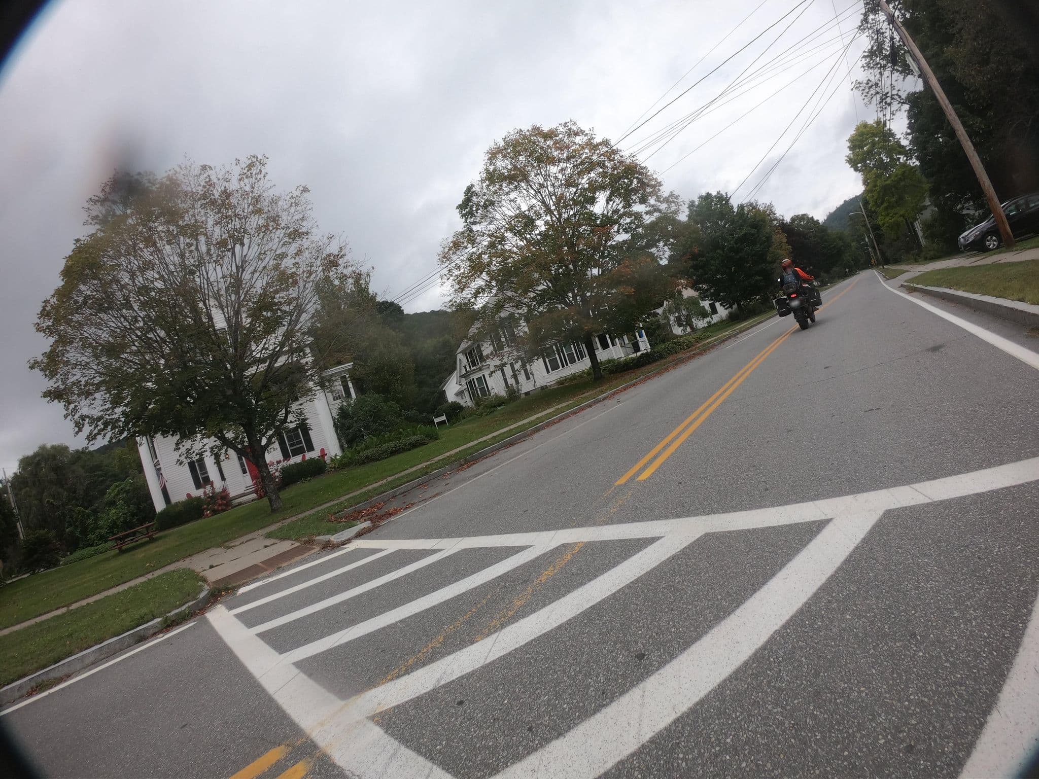 Street view near Four Columns Inn, Townshend — © pfbreton (CC BY-SA · Mapillary)