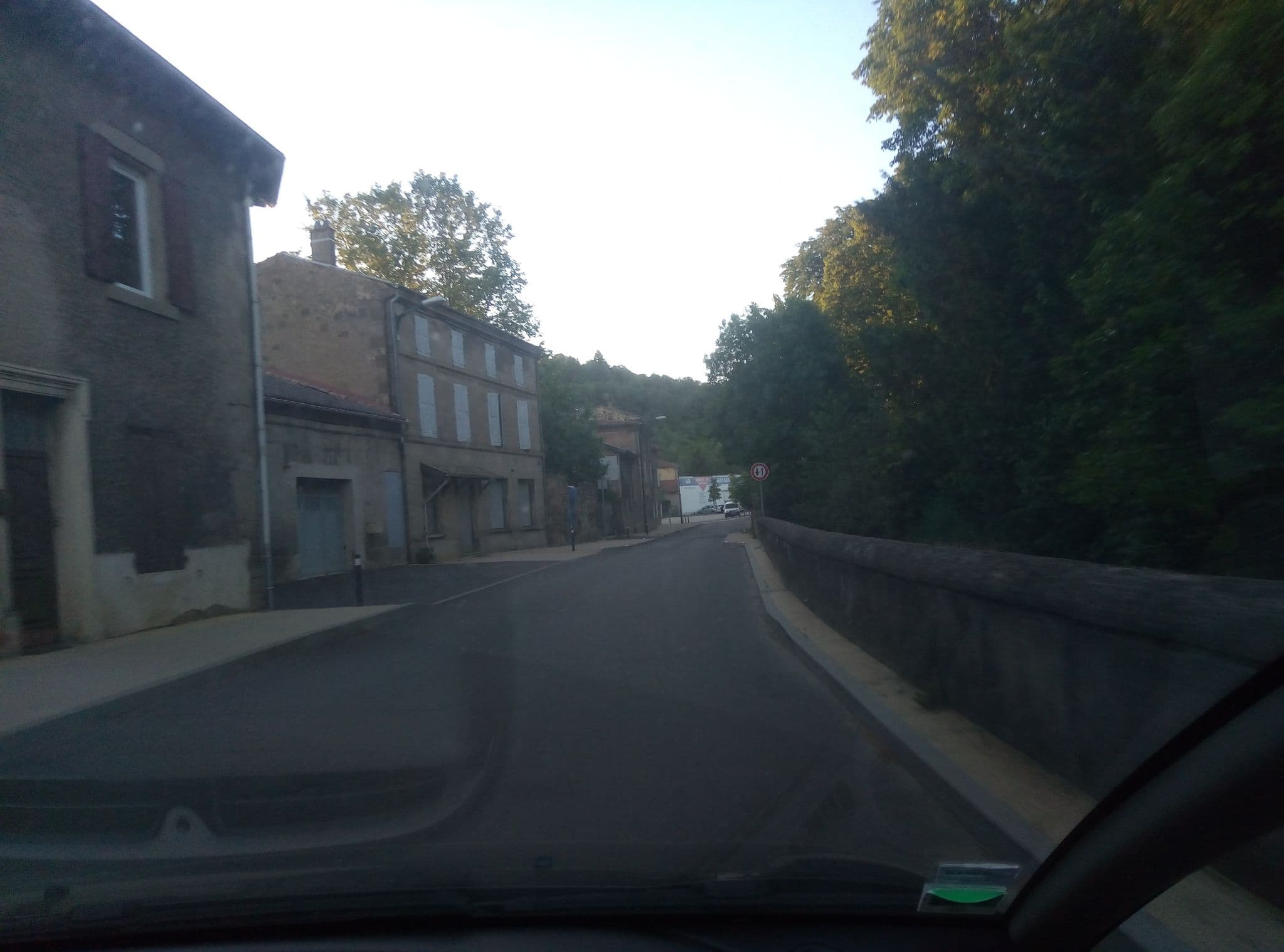 Street view near La Chrysalide, Chanos-Curson — © dupoxy (CC BY-SA · Mapillary)