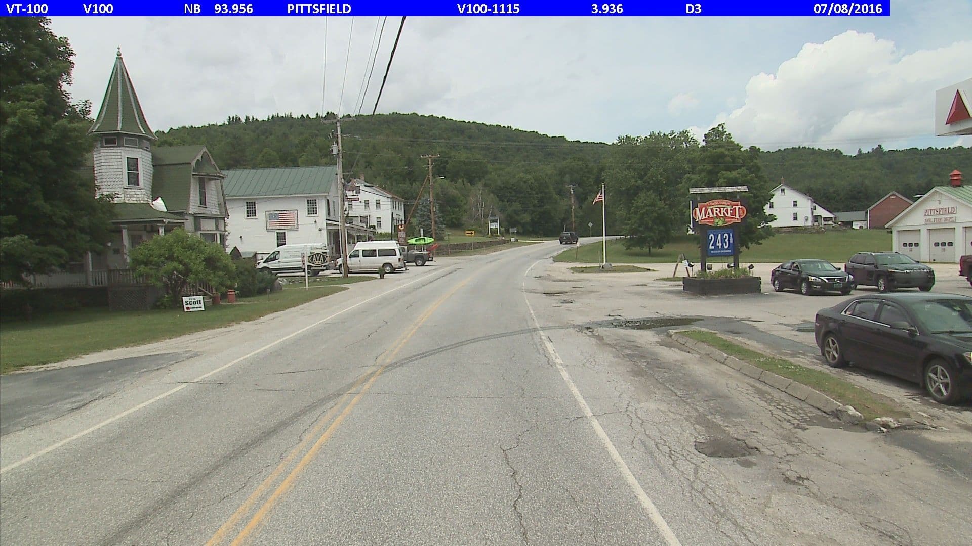 Street view near Mendon Mountain View Lodge, Chittenden — © vtrans_row (CC BY-SA · Mapillary)