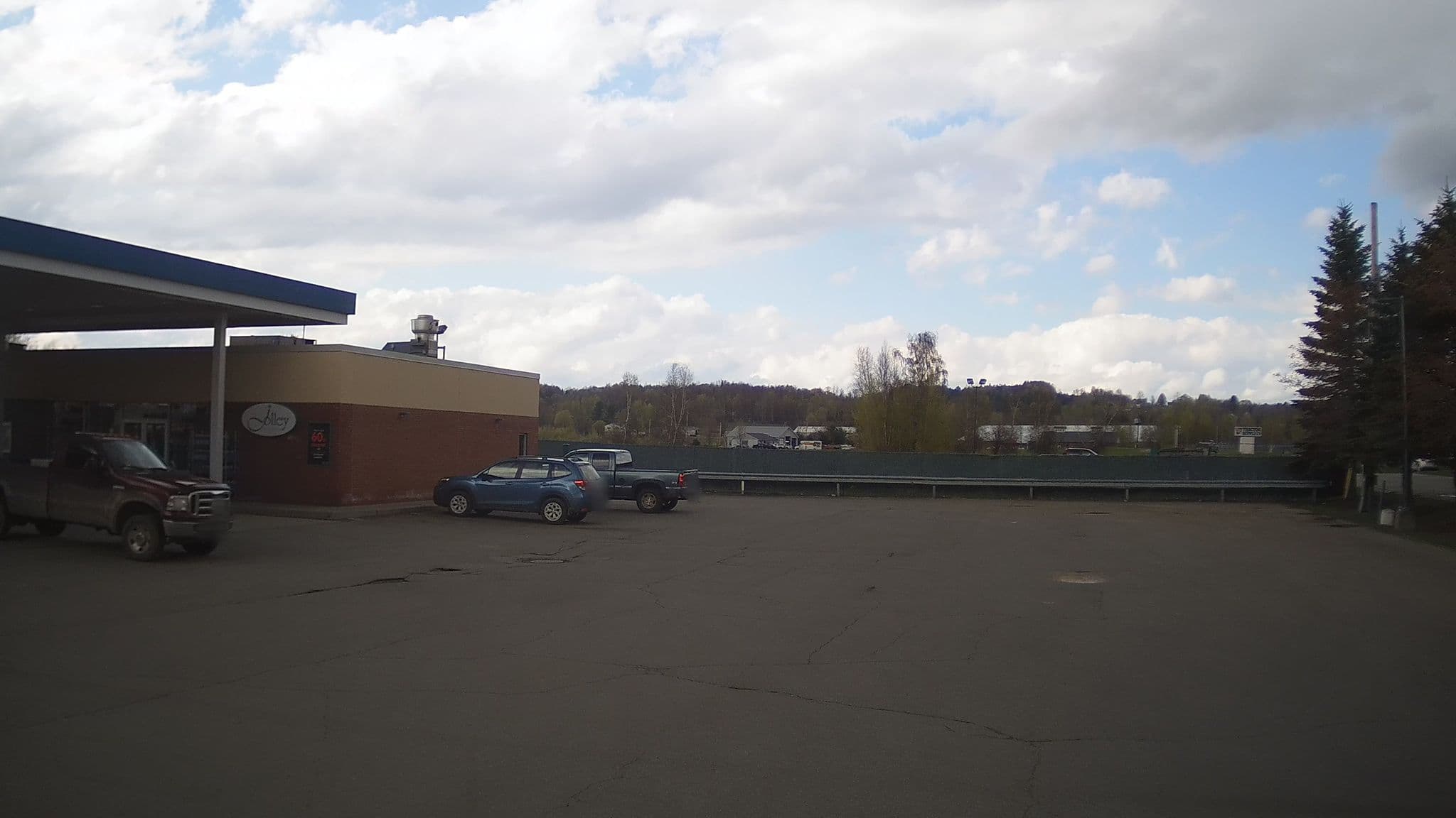 Street view near Super 8, Richford — © rps333 (CC BY-SA · Mapillary)