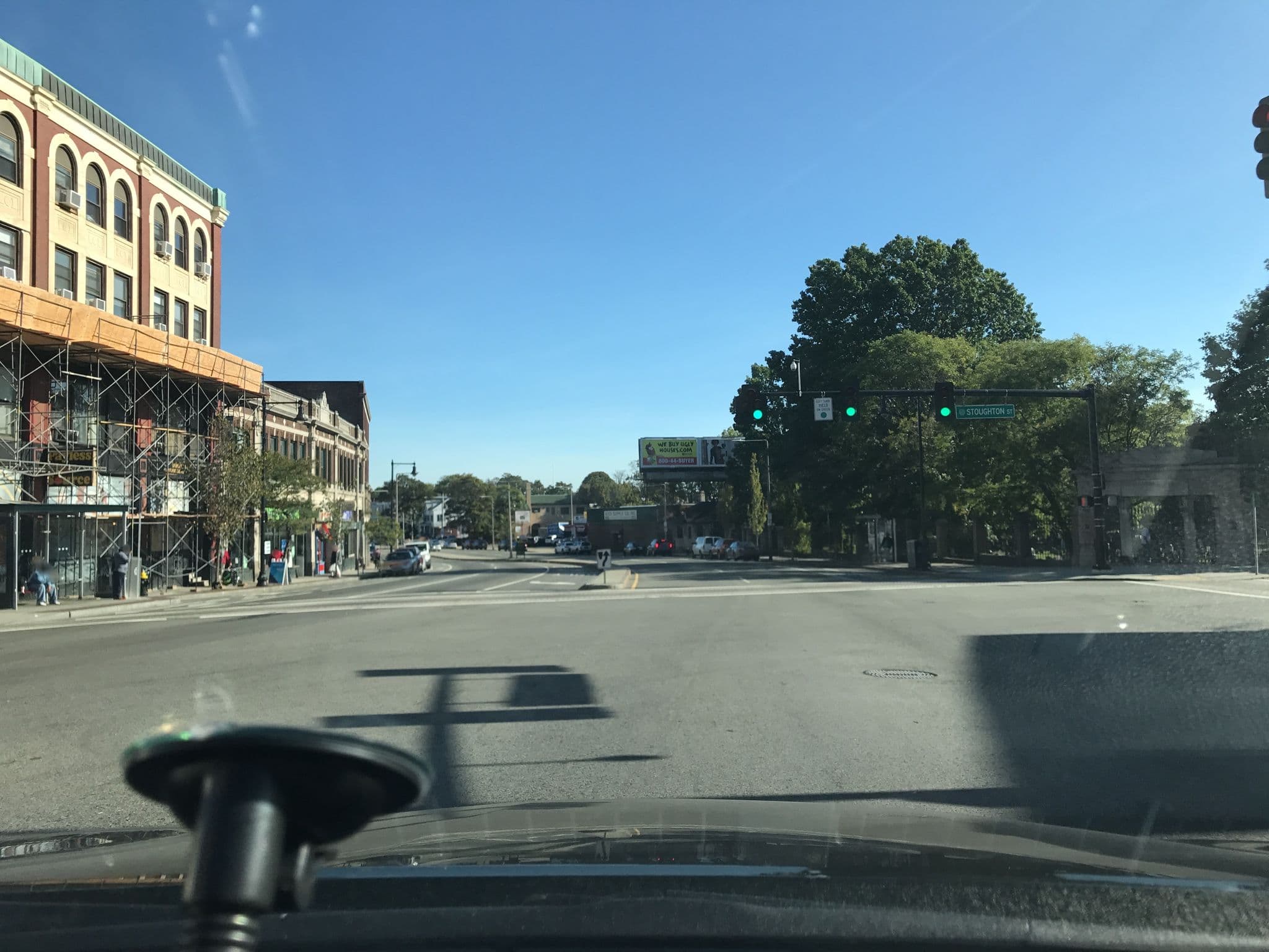 Street view near Dublin House, Uphams Corner — © lxmbos7 (CC BY-SA · Mapillary)
