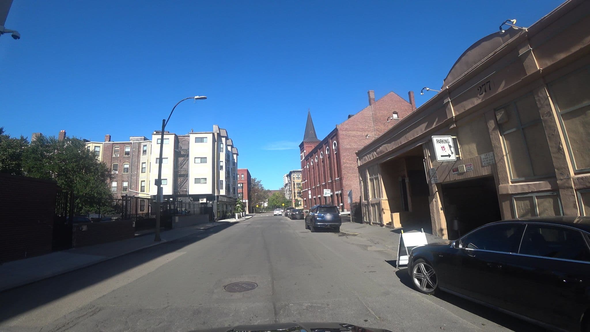 Street view near CorpHouses, Roxbury Crossing — © lxmbos11 (CC BY-SA · Mapillary)