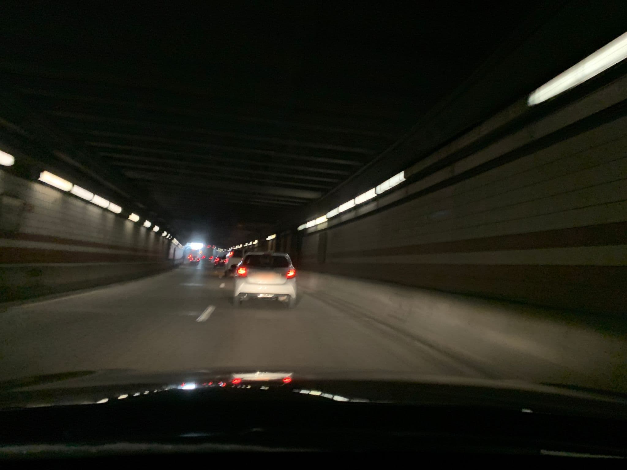 Street view near The Dragon's Lair, Boston — © lasav55 (CC BY-SA · Mapillary)