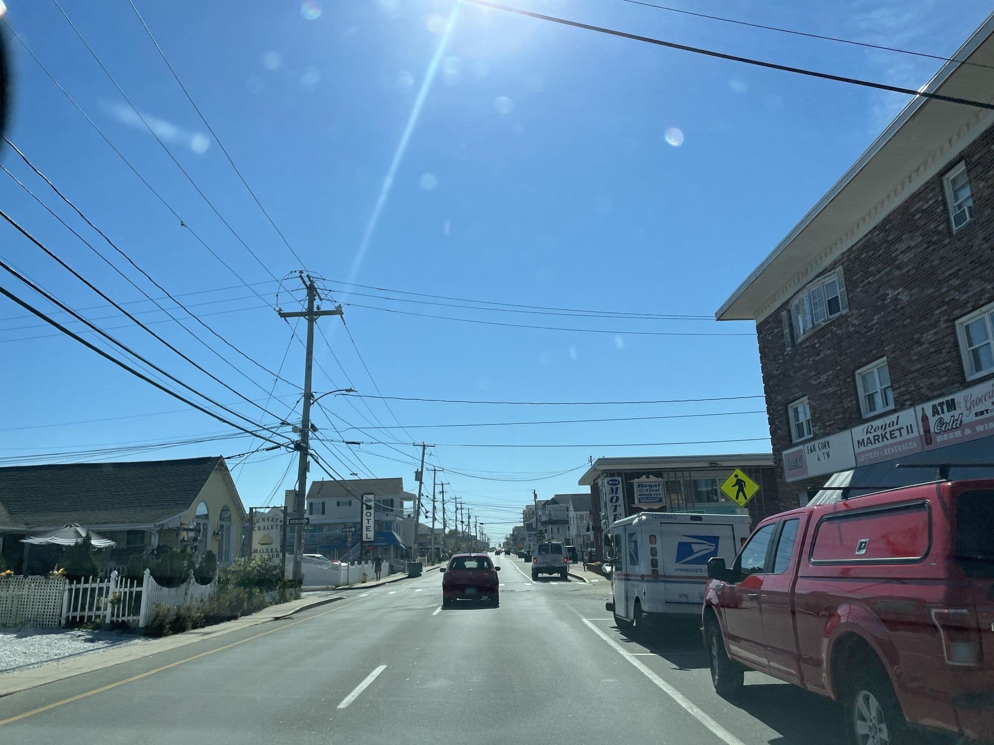 Street view near Sunset Chalet Motel, Hampton Beach — © batterystaple (CC BY-SA · Mapillary)