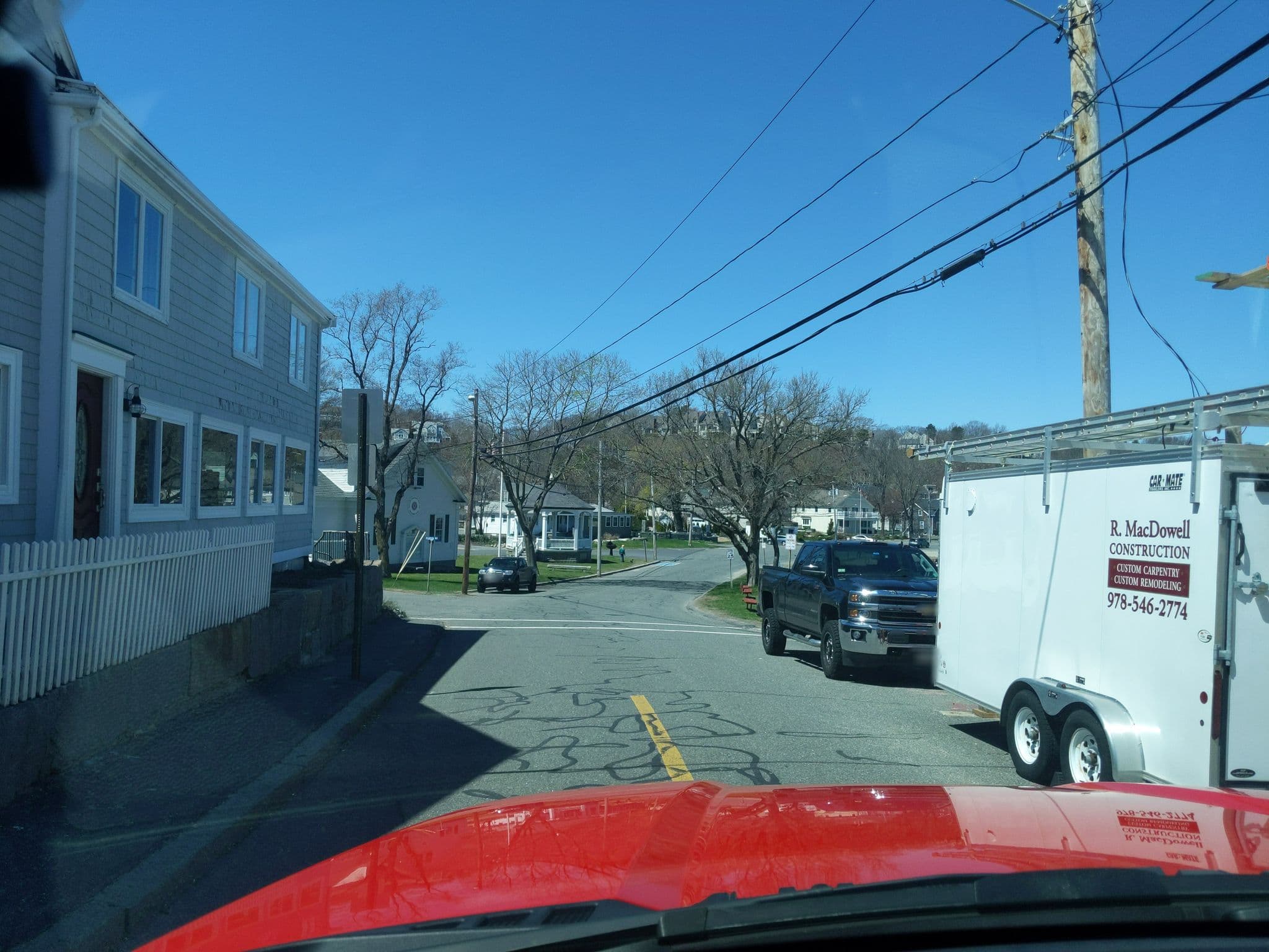 Street view near Beach Knoll Inn, Gloucester — © rkptgis (CC BY-SA · Mapillary)
