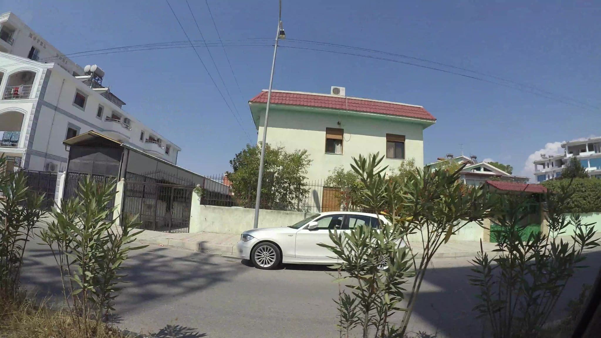Street view near Bonita, Kavajë — © kaart_3 (CC BY-SA · Mapillary)