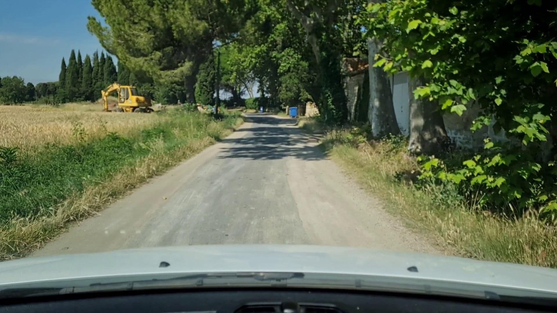Street view near Mas la Mourade, Le Cailar — © si3p0 (CC BY-SA · Mapillary)