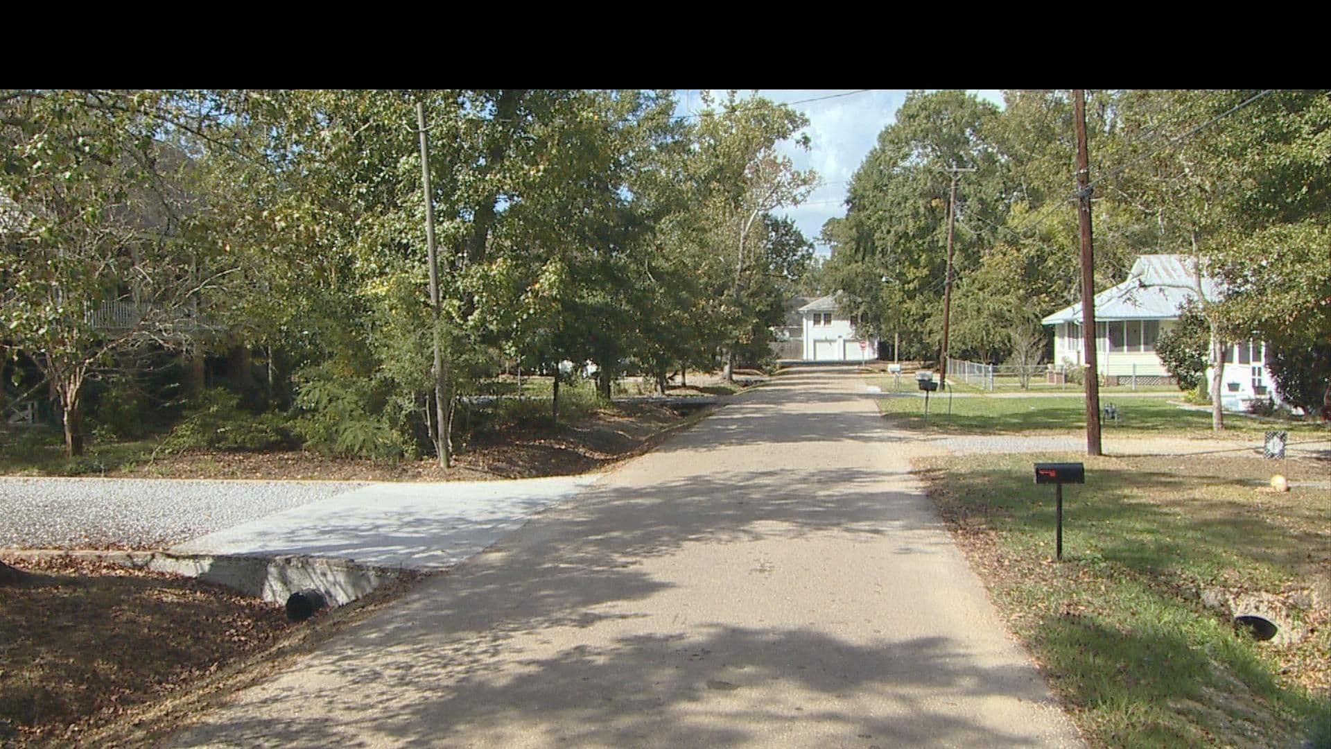 Street view near Lakefront House, Mandeville — © WR2_2023 (CC BY-SA · Mapillary)