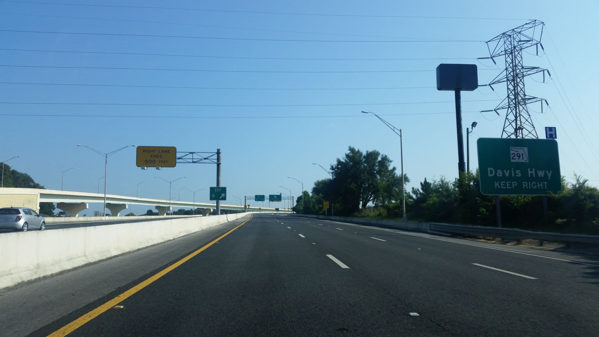 Street view near Easy Rest Inn, Ferry Pass β Β© caboosey (CC BY-SA Β· Mapillary)