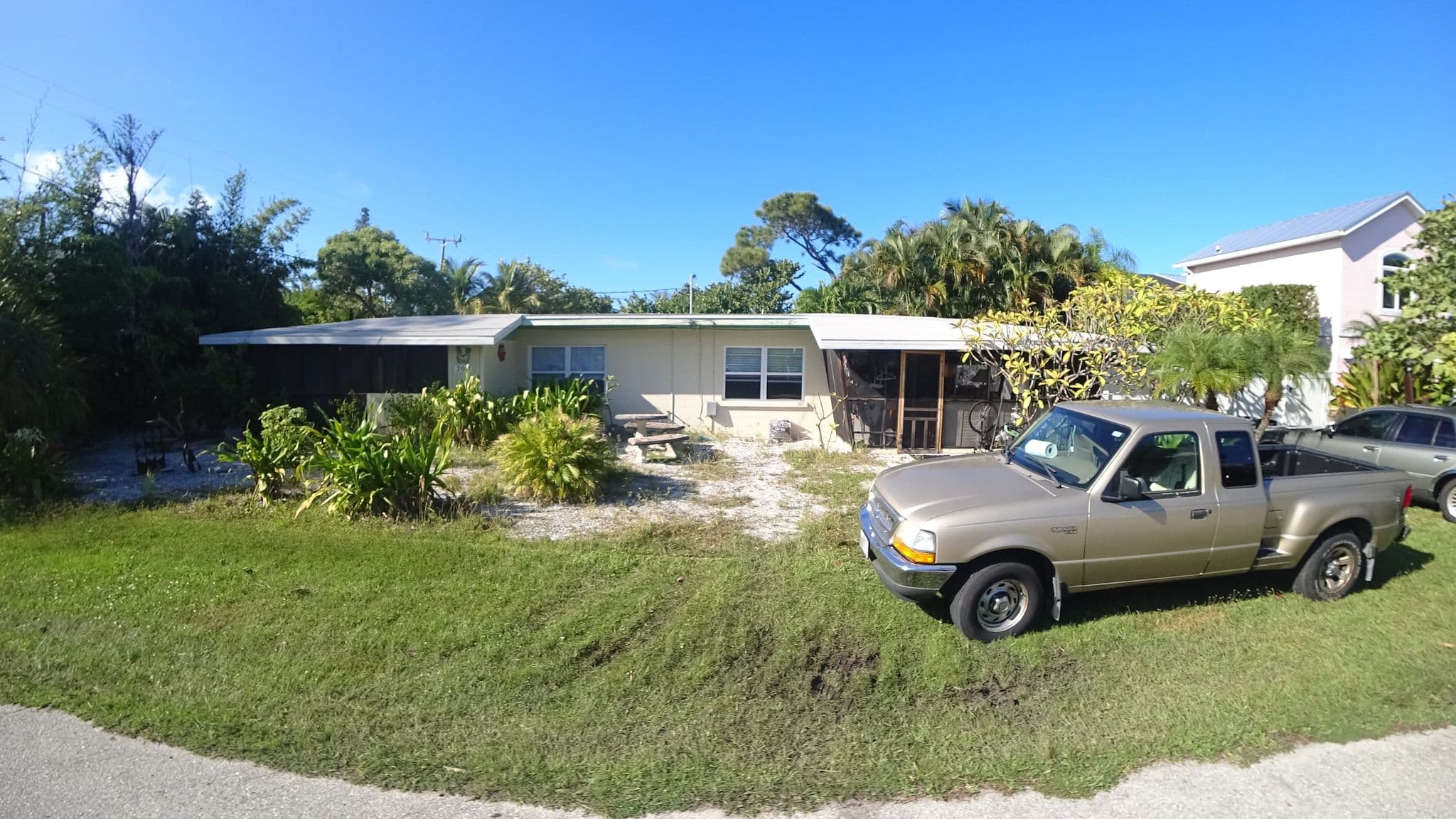 Street view near 752 Jacaranda Road, Anna Maria — © jpace (CC BY-SA · Mapillary)