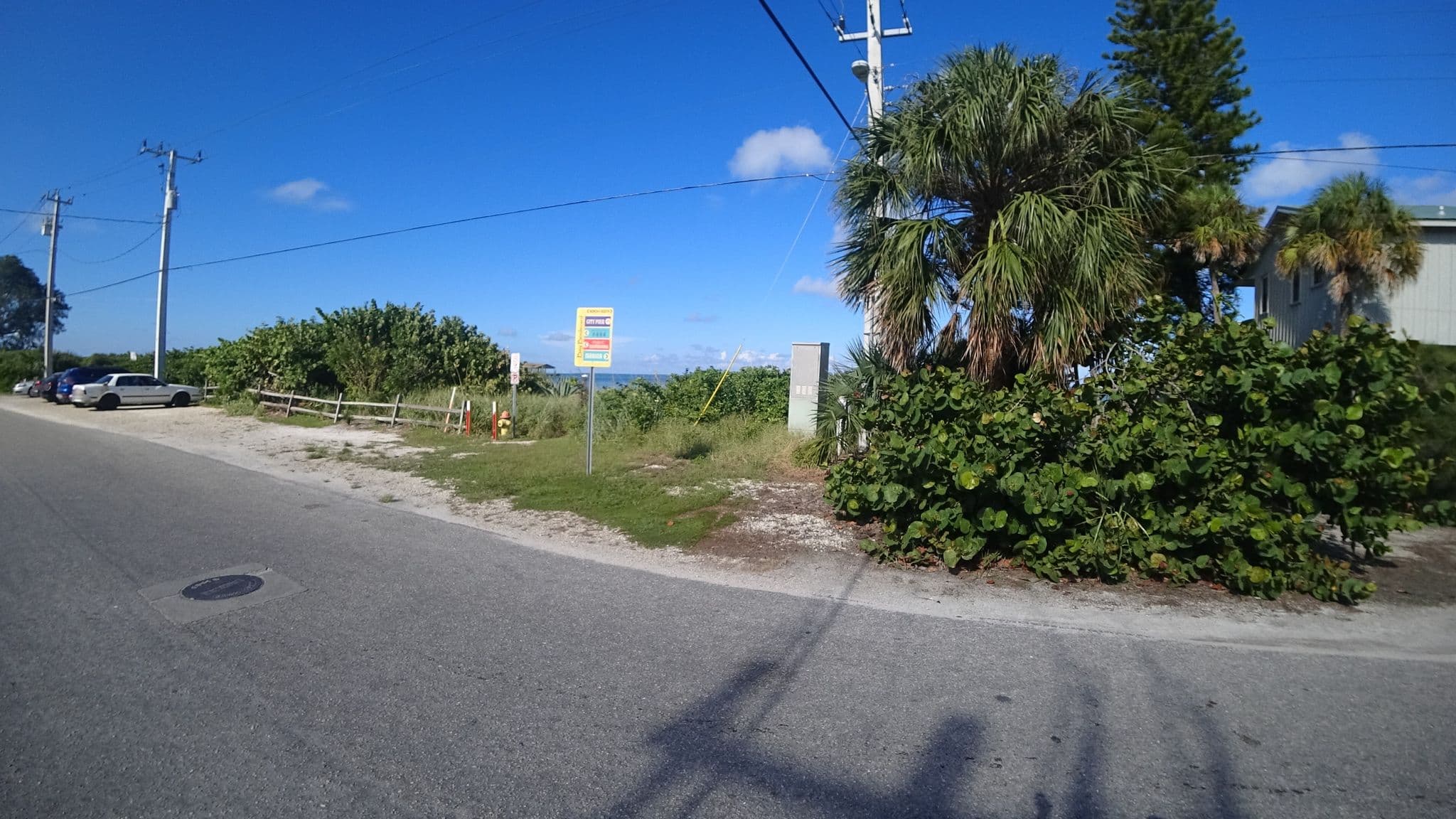 Street view near DASH Beachfront Inn, Anna Maria — © jpace (CC BY-SA · Mapillary)